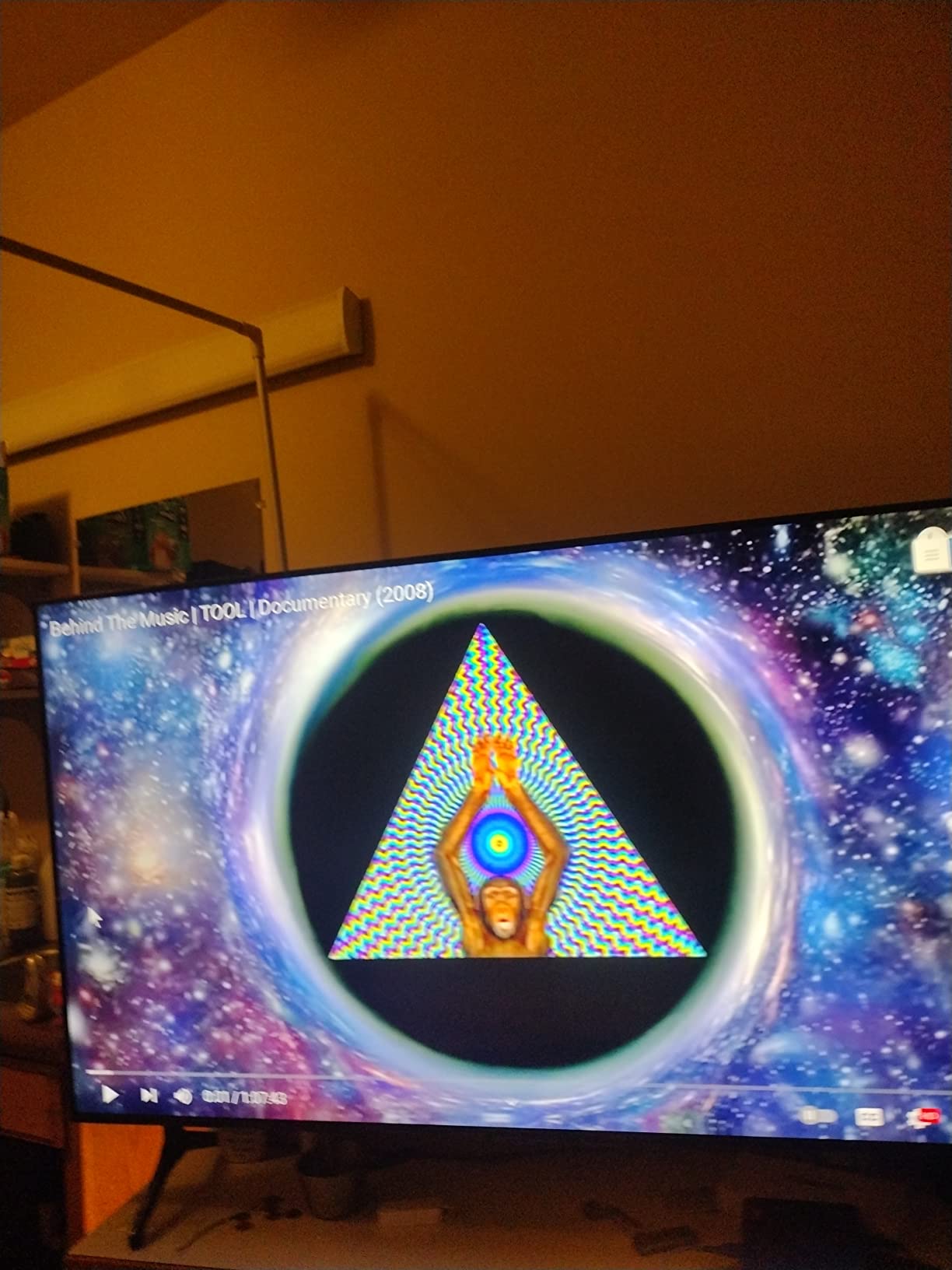 SAMSUNG 75-Inch BE75T-H Pro TV | Commercial | Easy Digital Signage Software | 4K | HDMI | USB | TV Tuner | Speakers | 250 nits, Black customer photo 1