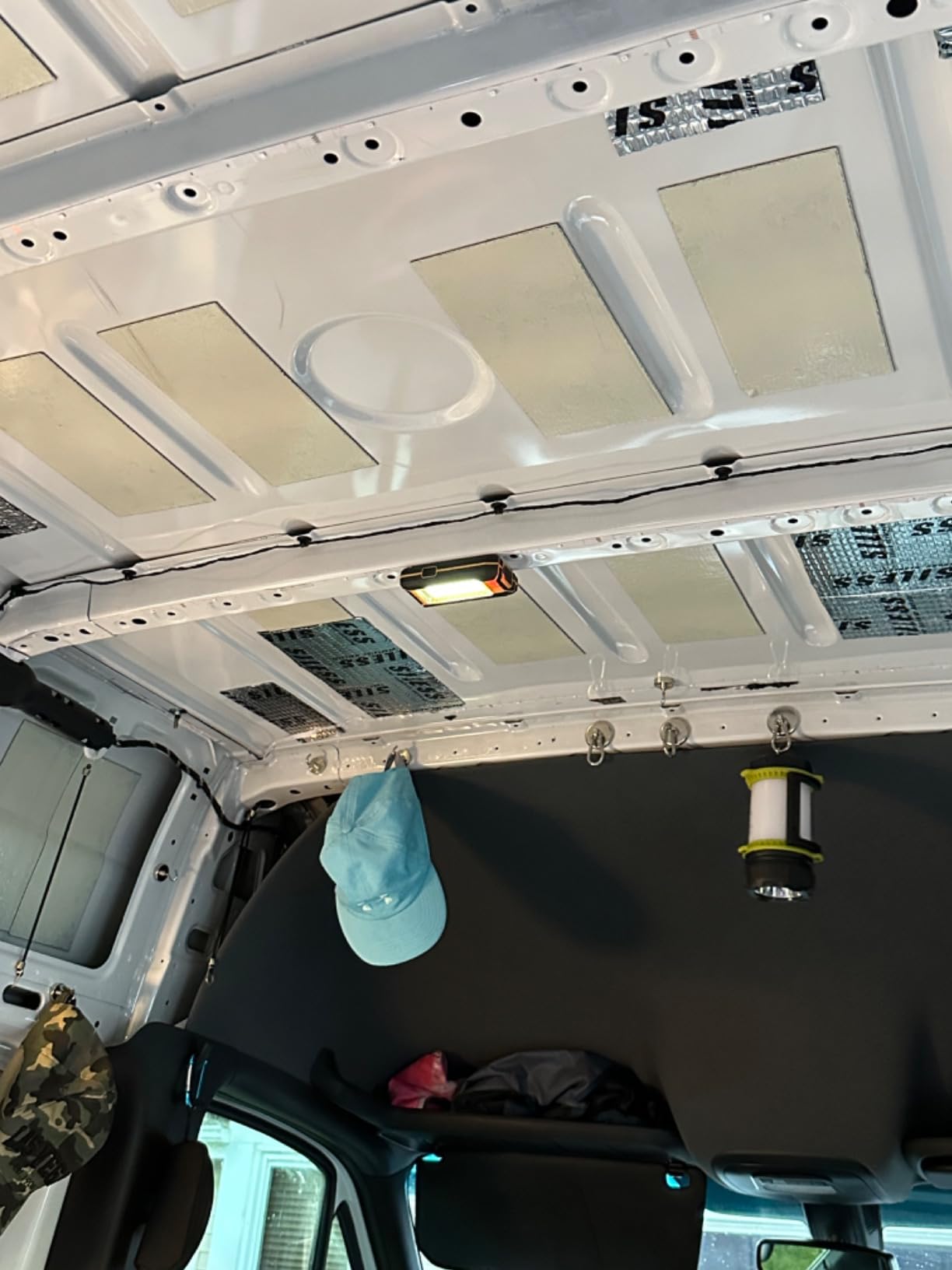 2-Pack LED Rechargeable Magnetic Work Light 1500 Lumens, Hanging Hook with 3 Modes, LED Work Light for Car Repair, Camping, and Hurricane Use customer photo 2