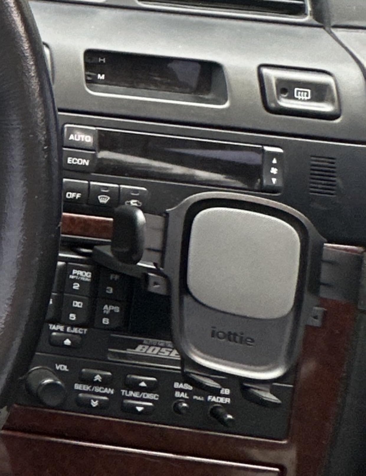 iOttie Easy One Touch Signature CD Slot Mount customer photo 1