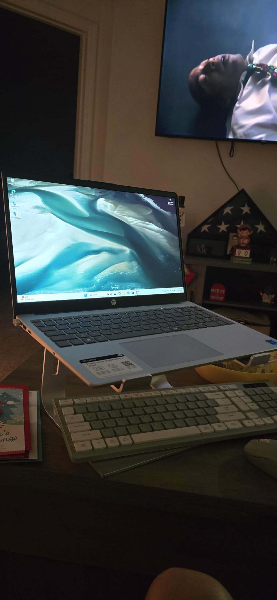 OMOTON Laptop Stand, Detachable Laptop Mount, Aluminum Laptop Holder Stand for Desk, Compatible with MacBook Air/Pro, Dell, HP All Laptops (11-16 inch), Silver customer photo 2