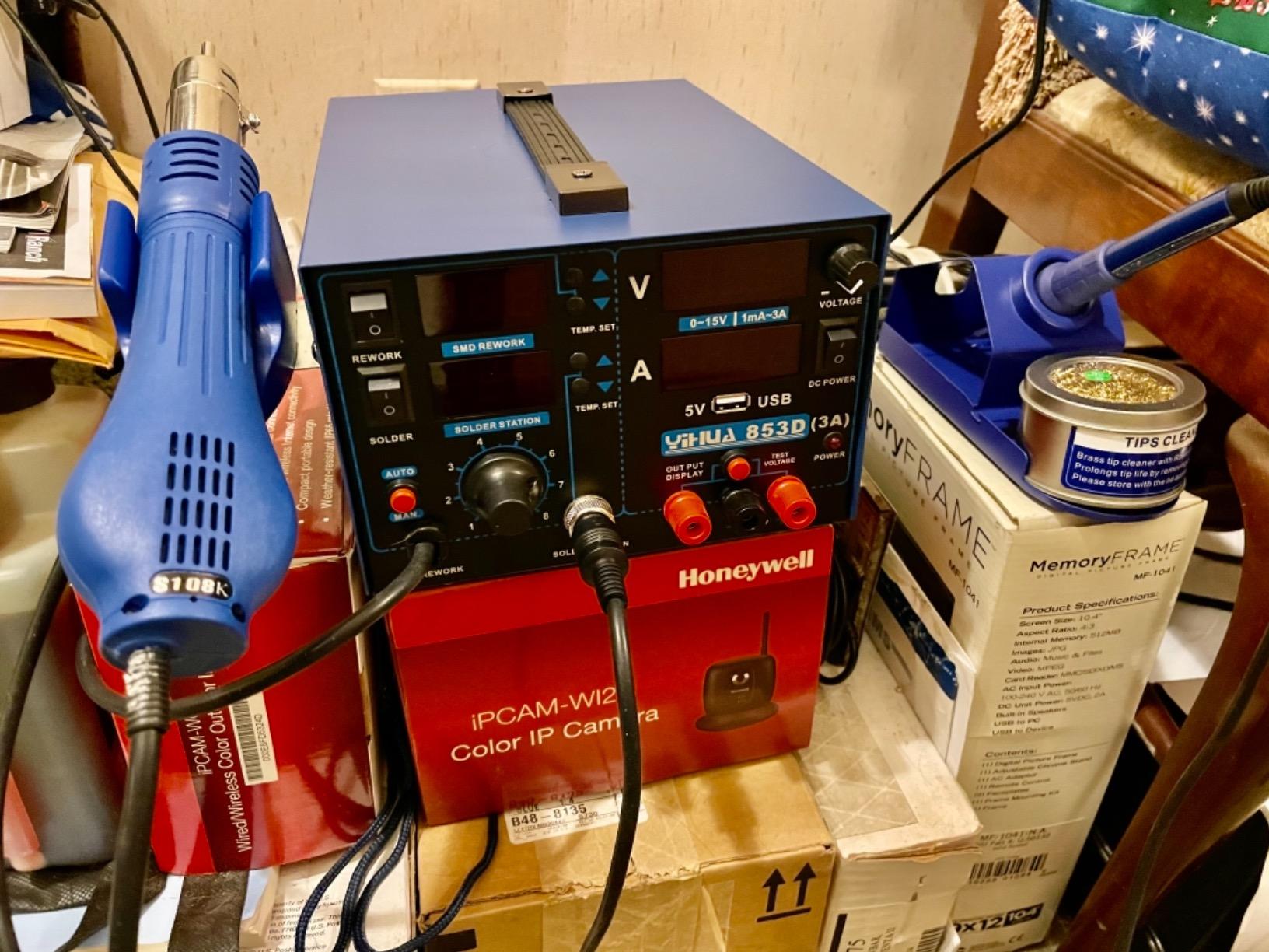 YIHUA 853D USB 3A-Three Tools- Soldering Station, Hot Air Rework Station and Power Supply 0~3A, 0-15V with output and test modes. Also ºC/°F display, Digital Cal, Sleep Function customer photo 1