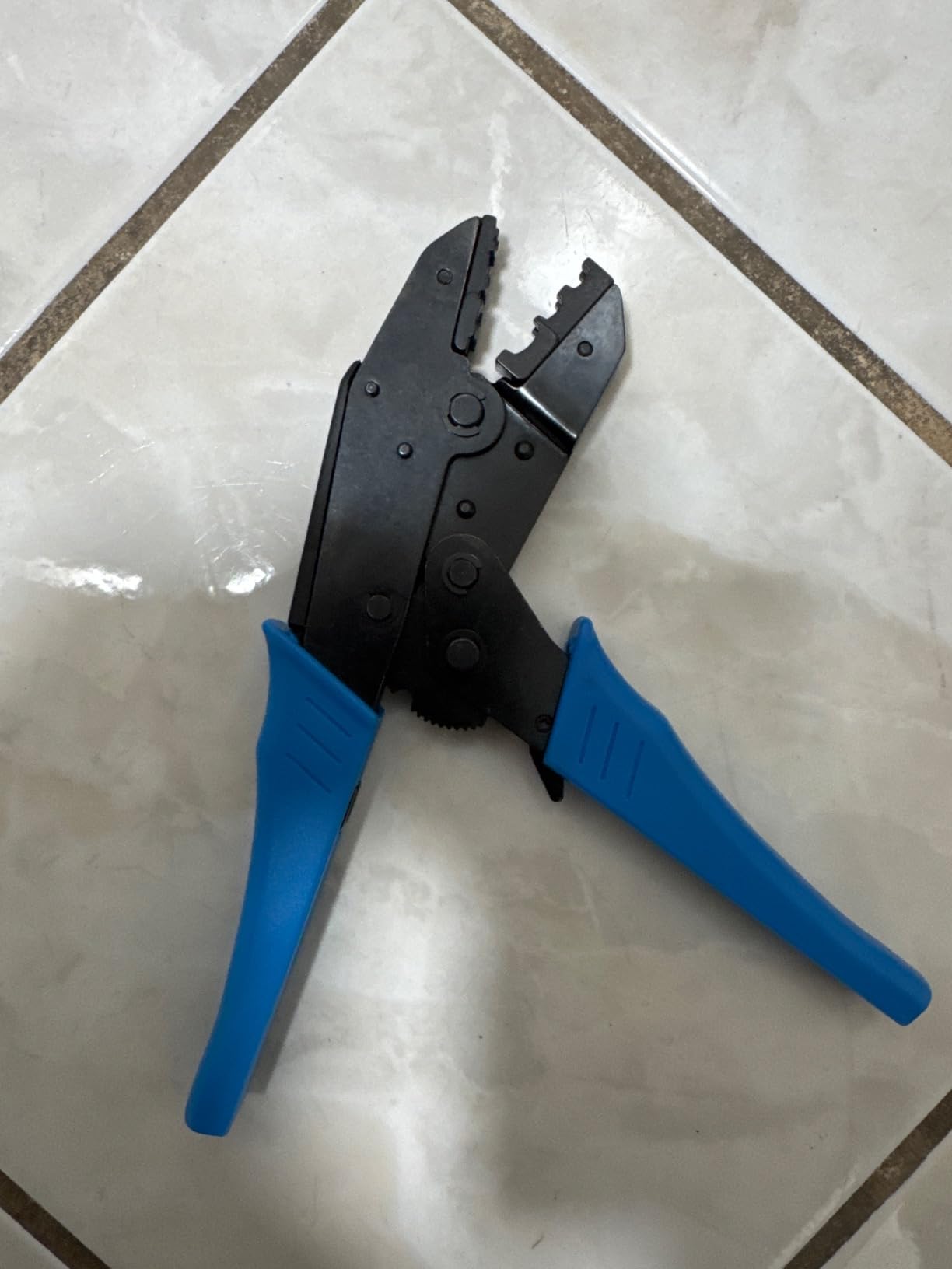 TICONN 100 Pcs Nylon Spade Quick Disconnect Connectors Kit, Electrical Insulated Terminals, Male and Female Spade Wire Crimp Terminal Assortment Kit customer photo 2