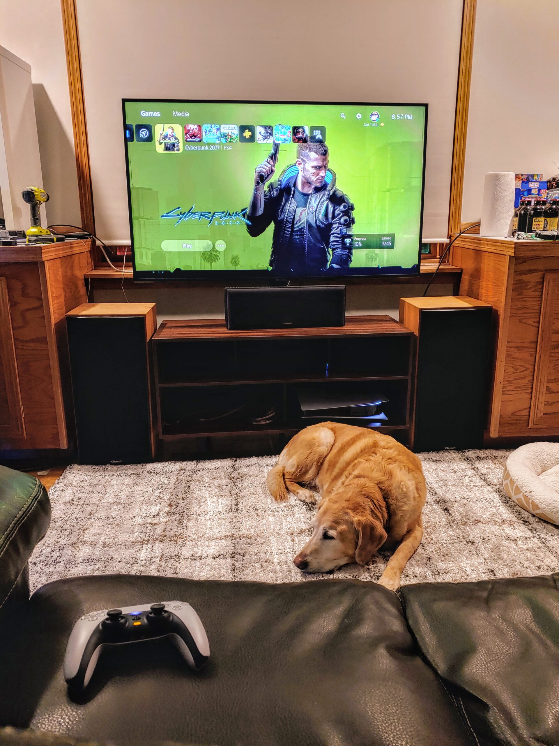 FITUEYES TV Stand with Mount for 32-70 inch TVs, Swivel Floor Entertainment Center with Wood Console Holds Up to 110 Pounds For Living Room, Bedroom (Walnut Television Stands) customer photo 2