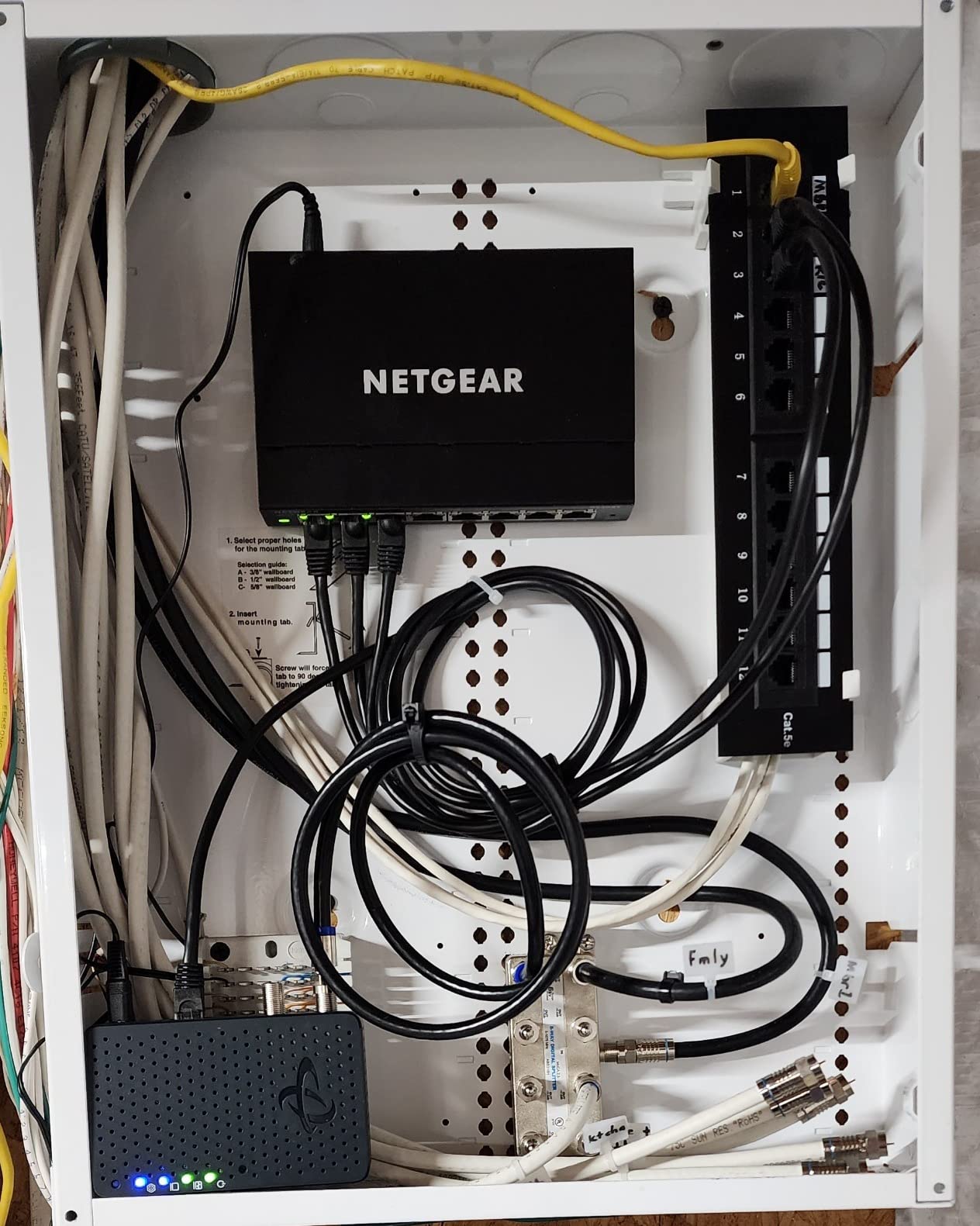 Amphenol 3-Way Digital Coaxial Splitter MoCA 2.5 ABS313H customer photo 2