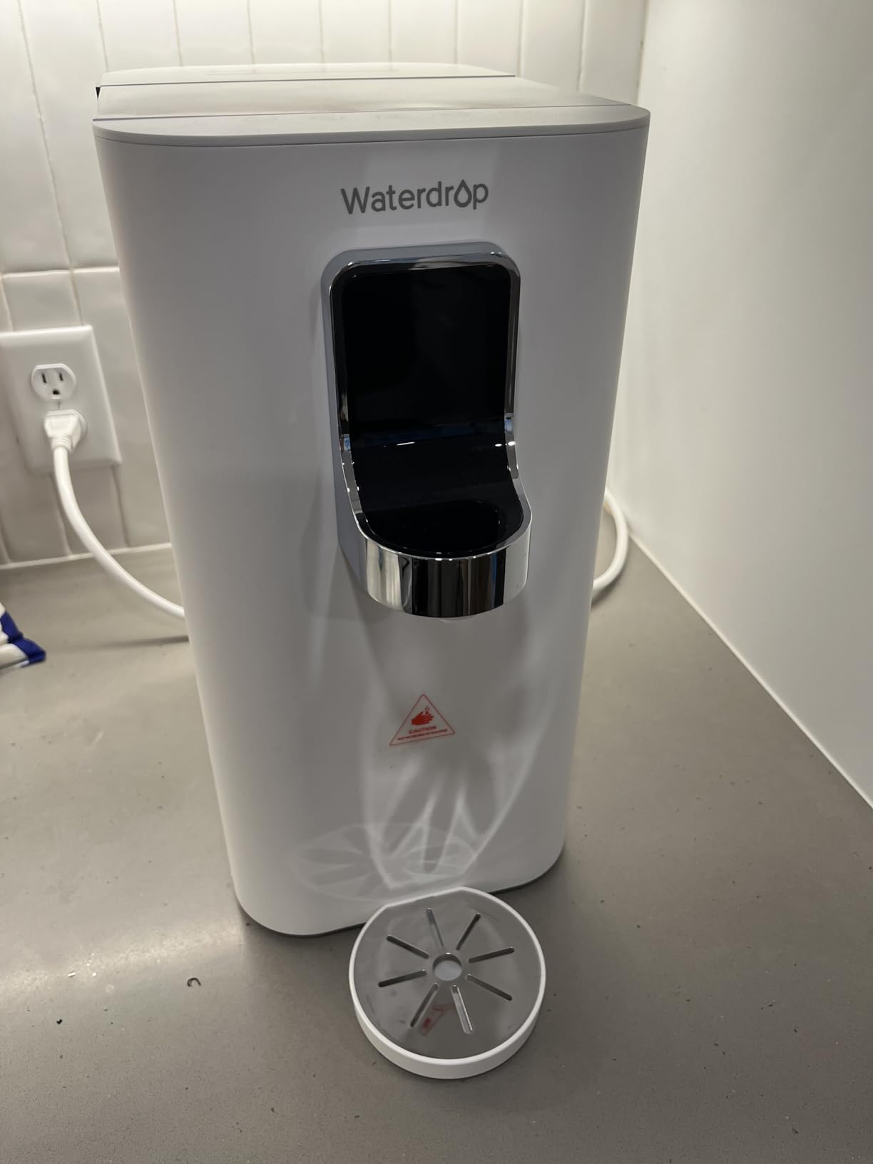 Waterdrop K19-H Countertop Reverse Osmosis System, Instant Hot, Reverse Osmosis Water Filter Countertop, 3:1 Pure to Drain, 4 Temperature Options Water Dispenser, No Installation Required customer photo 1