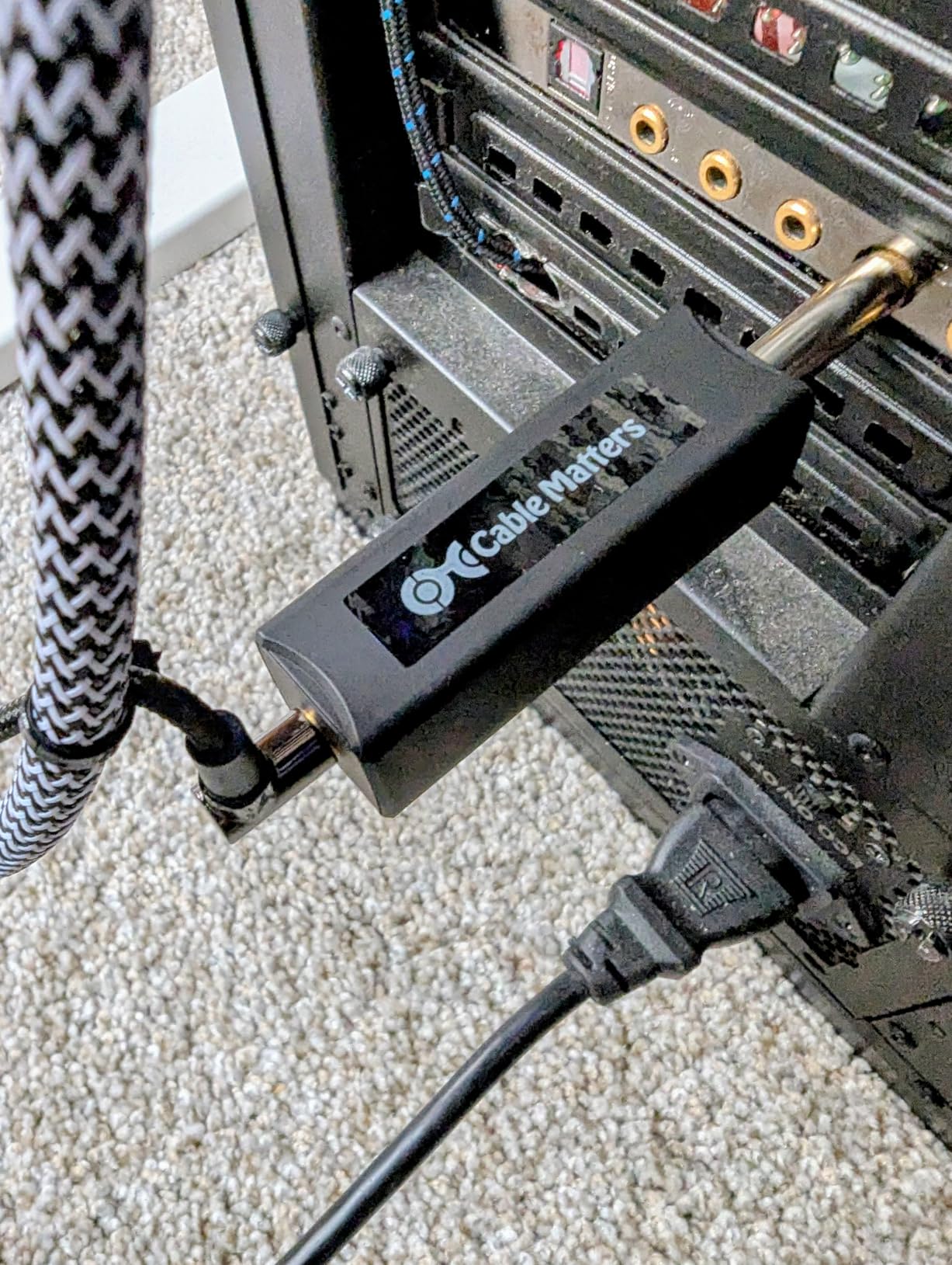 Cable Matters Ground Loop Isolator 3.5mm Noise Isolator Hum Eliminator for Car Audio and More customer photo 2