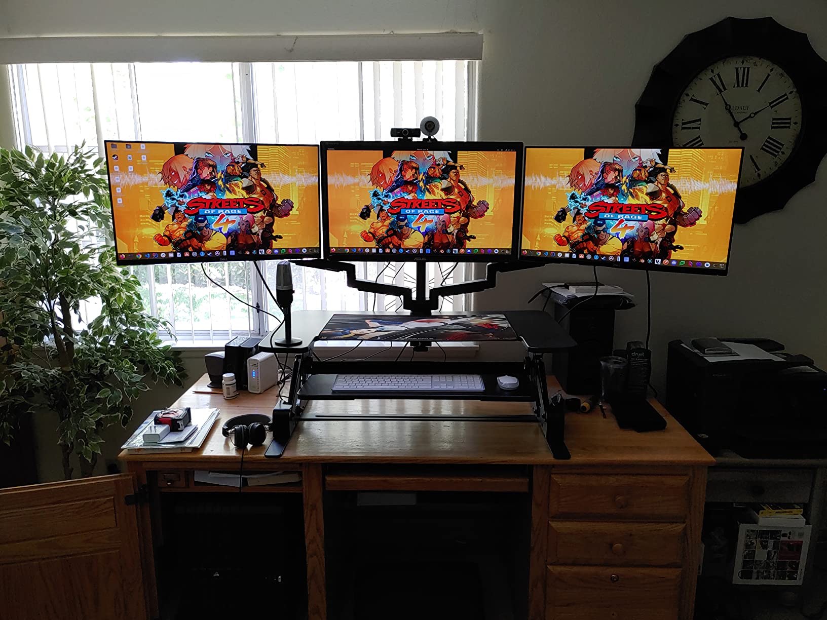 APC UPS Back-UPS Pro 1500VA Sinewave UPS, 900W Battery Backup & Surge Protector, AVR, 10 Outlets, LCD, USB-C & USB-A Charging Ports, BR1500MS2 Uninterruptible Power Supply for Computers, Electronics customer photo 2