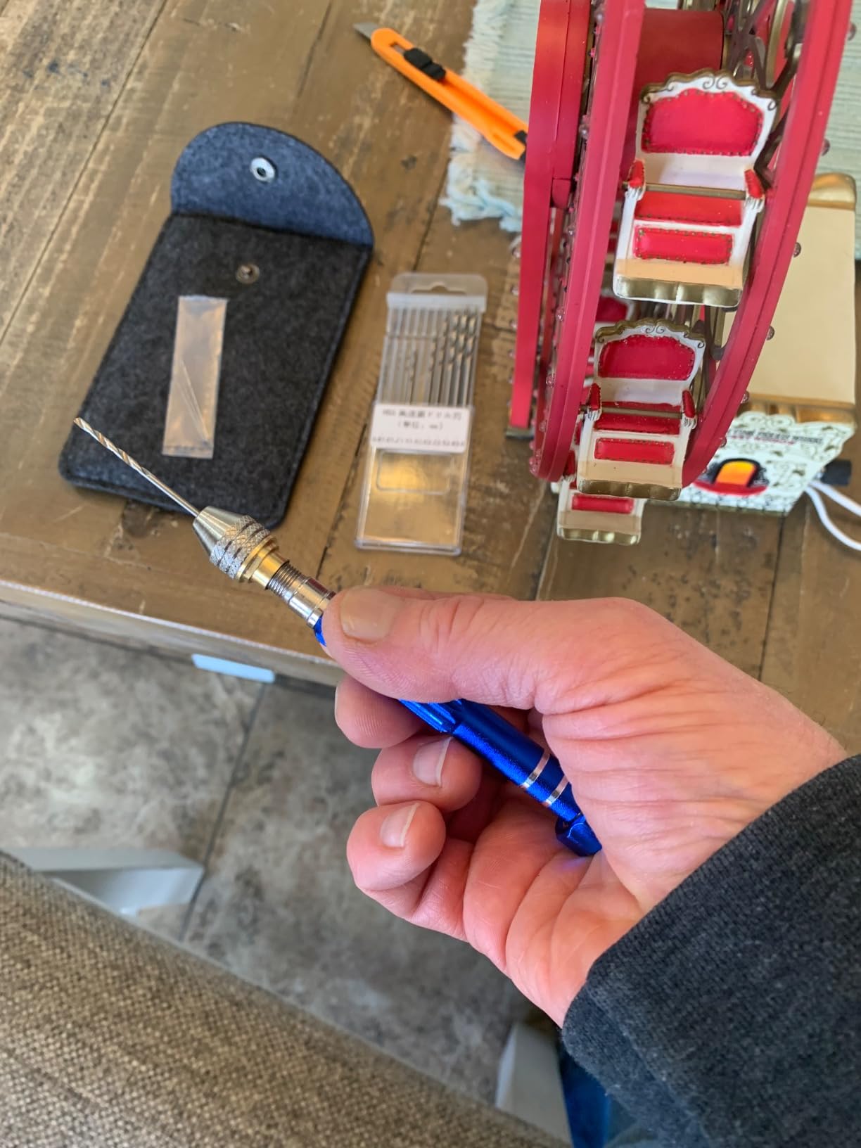 Hand Pin Vise with 16 Pcs Drill Bits, for Resin, Rotary Tools for Wood, Jewelry, Plastic, Miniature - Blue customer photo 2