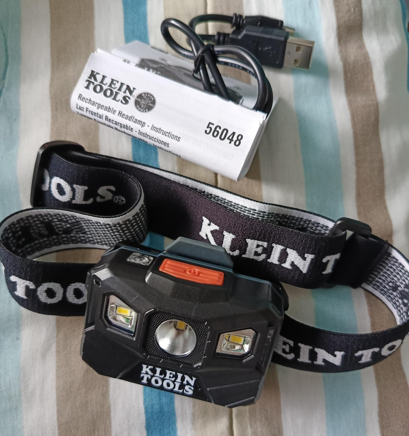 Klein Tools 56048 Rechargeable LED Headlamp, Adjustable Fabric Strap, 400 lms, All-Day Runtime customer photo 2