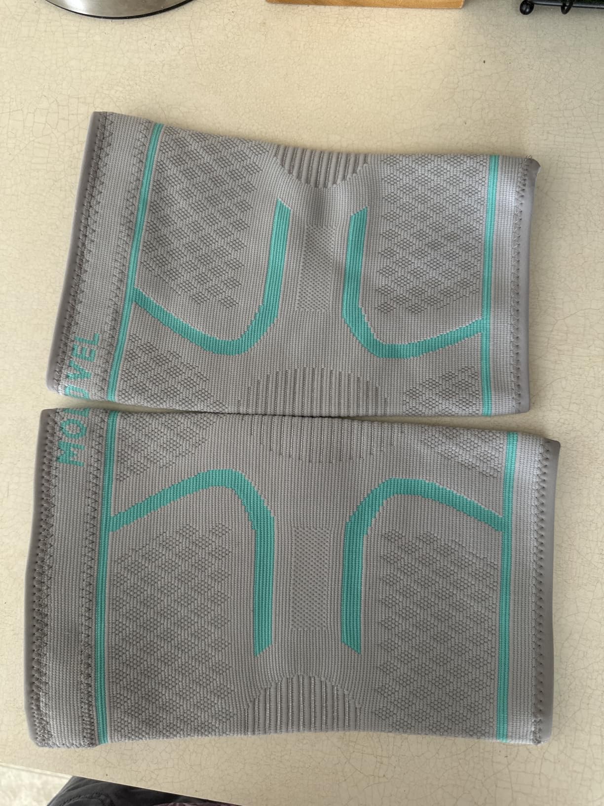 Modvel Compression Knee Brace for Women & Men, 2-Pack Knee Brace for Running Knee Pain, Knee Support Compression Sleeve, Workout Sports Knee Braces for Meniscus Tear, ACL & Arthritis Pain Relief customer photo 2