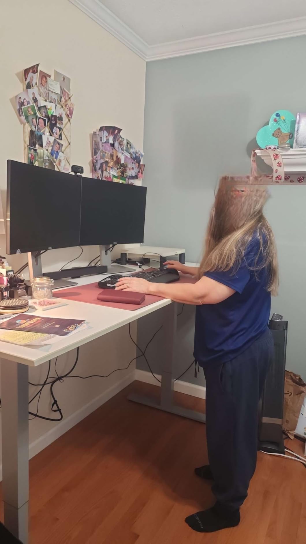 VIVO Electric Stand Up Desk Frame Workstation, Frame Only with 220 lbs Capacity, Brushless Motor Standing Height Adjustable Legs with Memory Controller, Black, DESK-V100EBY customer photo 1