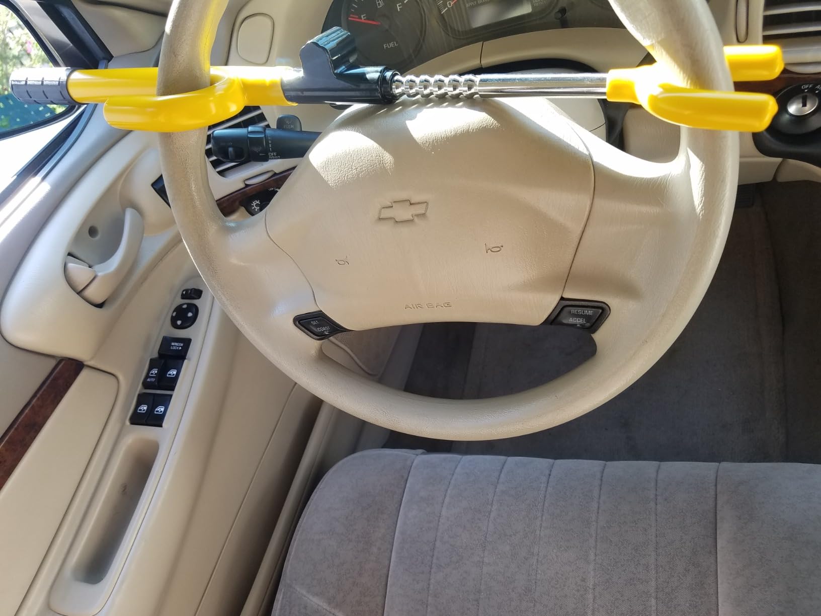 CARTMAN Vehicle Steering Wheel Lock Car Anti Theft Security Lock with Adjustable Length Fit for Cars Trucks Vans and SUVs customer photo 1