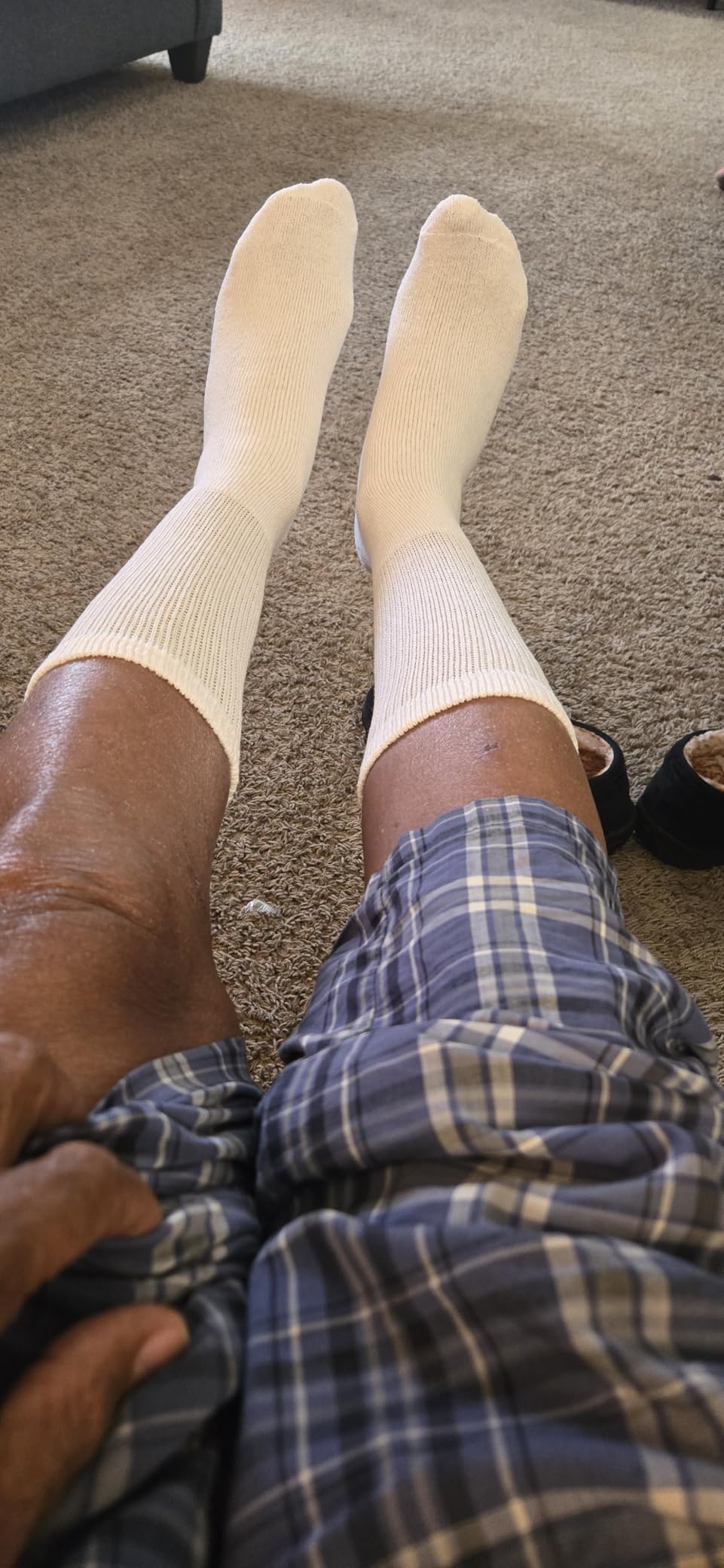 Special Essentials Diabetic Socks for Men & Women - 12 Pairs of Non-Binding Moisture-Wicking Neuropathy Socks - Crew Length customer photo 1