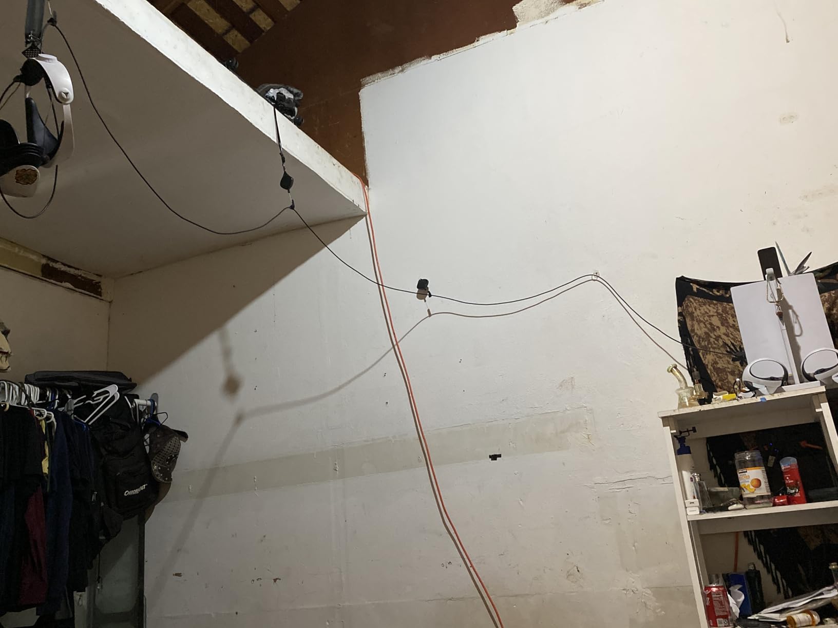 CALIDAKA VR Cable Management 3Packs Retractable Ceiling Pulley System Compatible with Oculus Rift S/PS VR/Vive for Oculus Quest 2 VR Accessories with 360° Rotations Noise-Free customer photo 1