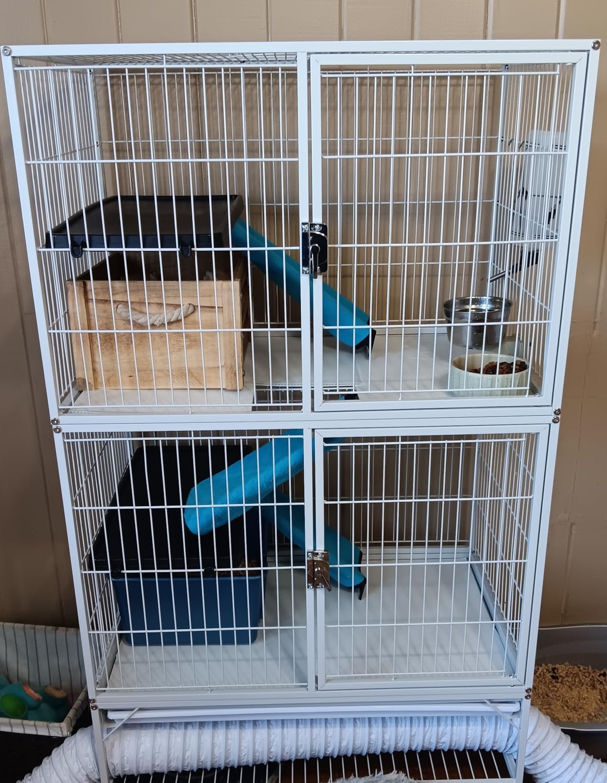 Yaheetech 54'' Rolling Ferret Cage Large 4-Tiers Chinchilla Cage Small Animal Cage for Adult Rats/Guinea Pigs/Chinchilla/Sugar Glider w/ 2 Removable Ramps/Hammock, Black customer photo 2