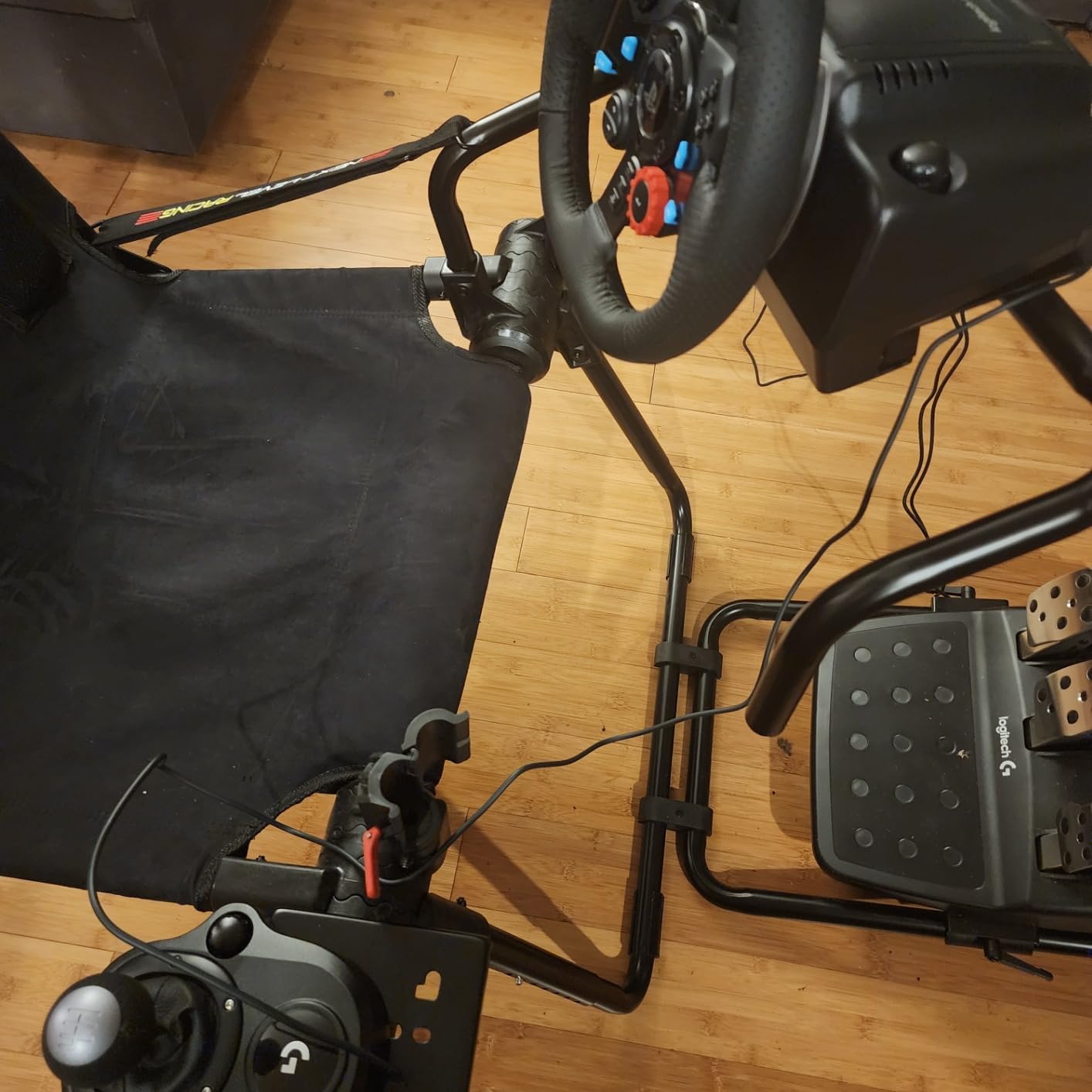 Next Level Racing GT Lite Foldable Simulator Cockpit (NLR-S021) customer photo 1
