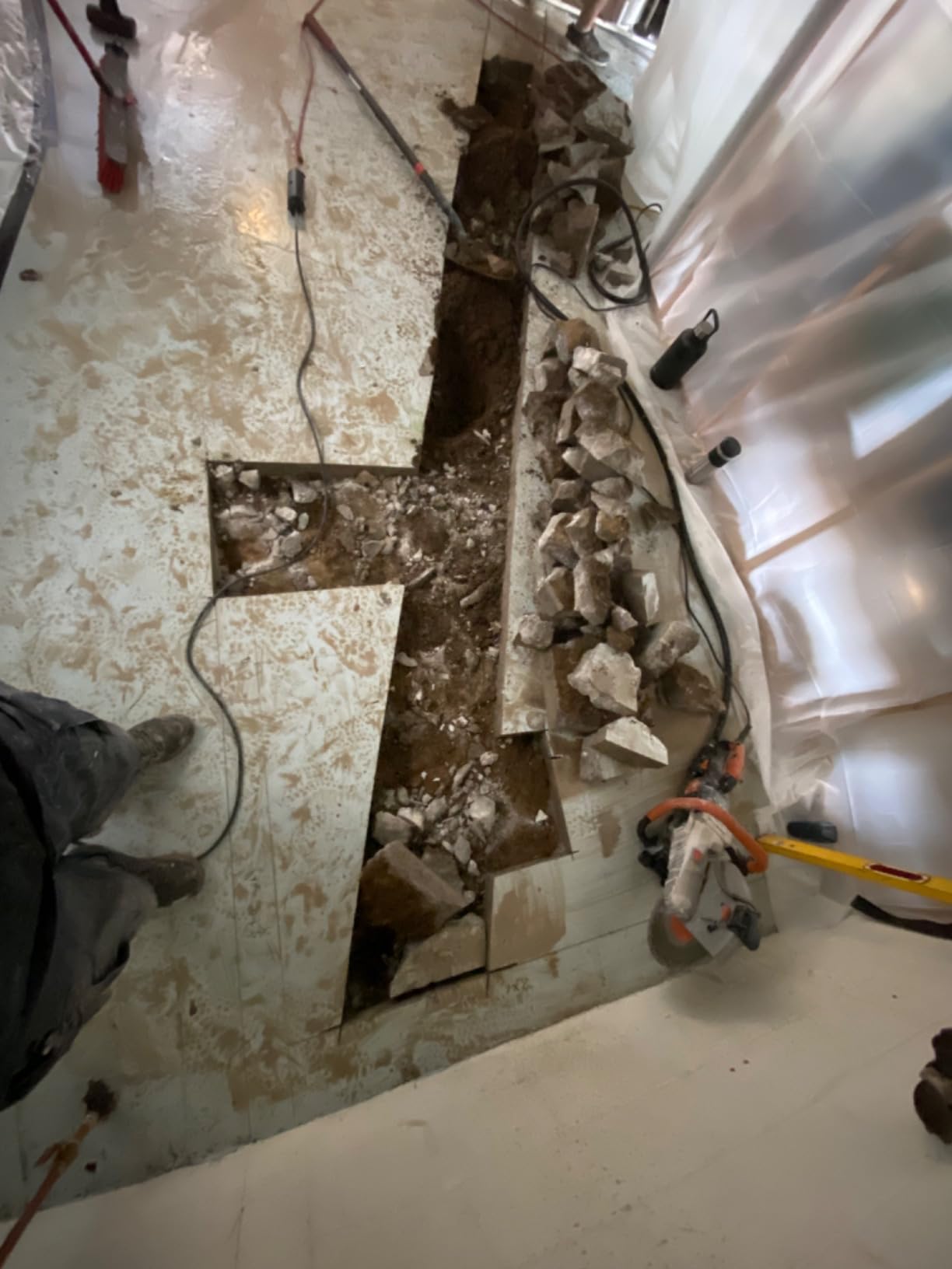 Evolution R12DCT 12 Inch Concrete Saw with Water Fed Dust Suppression (Aka Angle Grinder, Cut Off Saw, Masonry) Electric, No Gas, 4-1/2