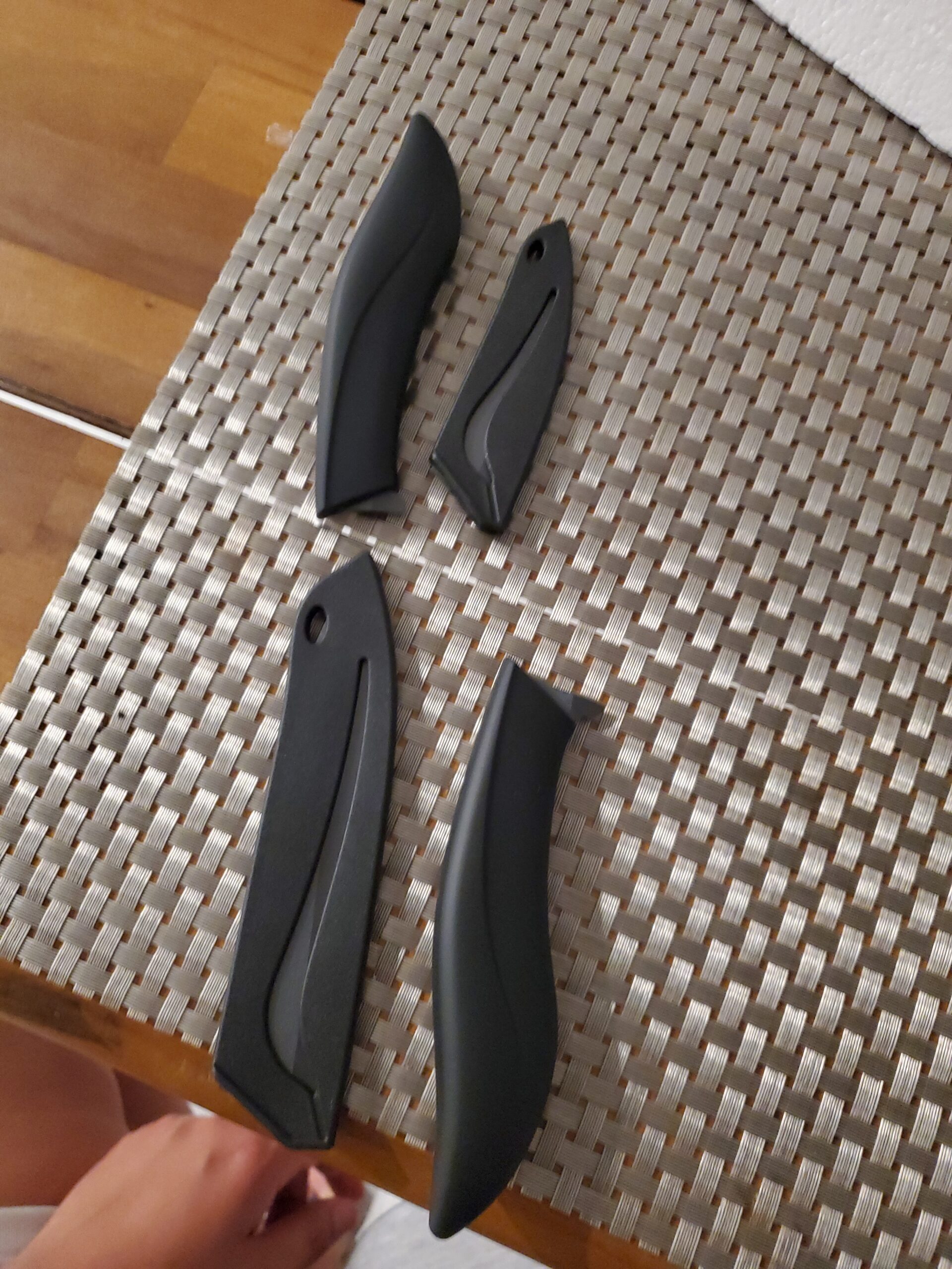 Updated Version Ceramic Knife Set 4-Piece Color with Sheaths - Paring, Fruit, Utility & Chef Knife customer photo 1