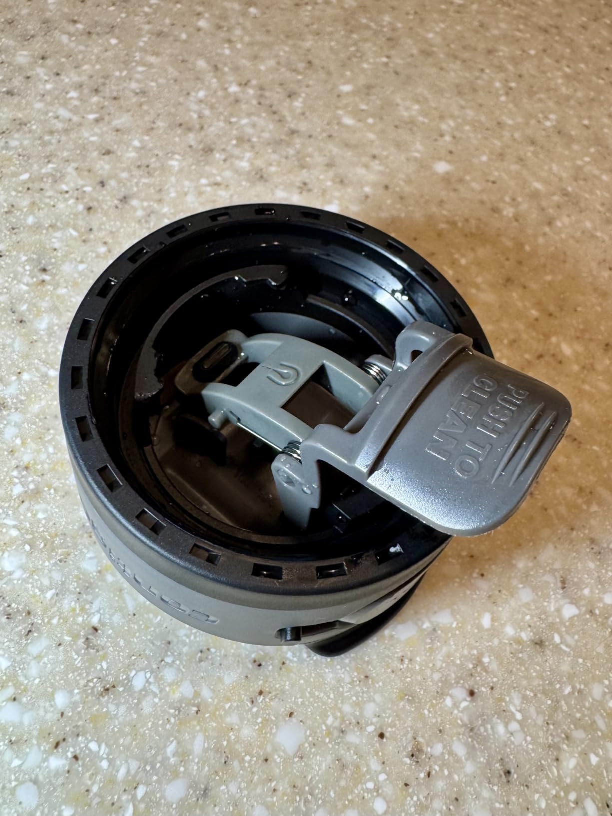 Contigo Cortland Chill 2.0 Vacuum-Insulated Stainless Steel Water Bottle, Spill-Proof Sip Technology, Interchangeable Lid, 24oz, Steel/Licorice customer photo 2