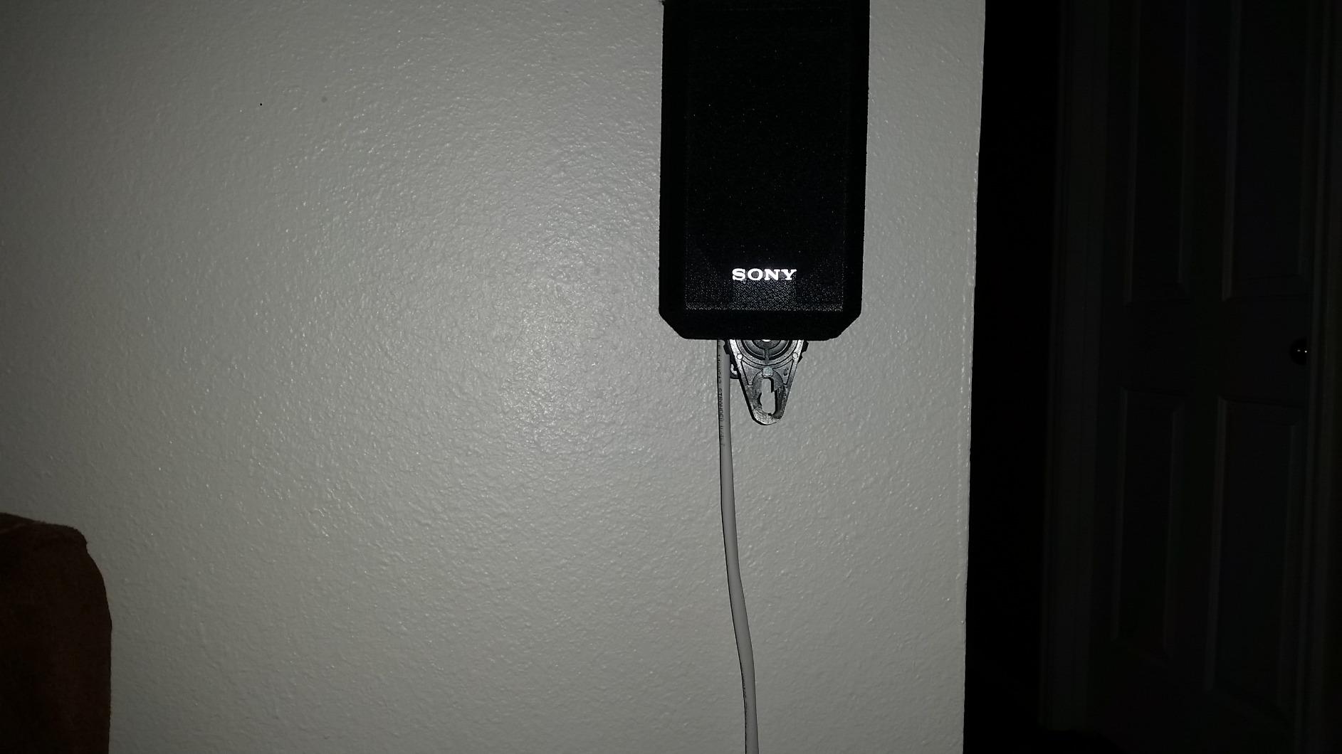 Monoprice Speaker Wire - CL2 Rated, 2-Conductor, 12AWG, PVC Jacket Material, 99.9% Oxygen-Free Pure Bare Copper, 100 Feet, Black customer photo 1