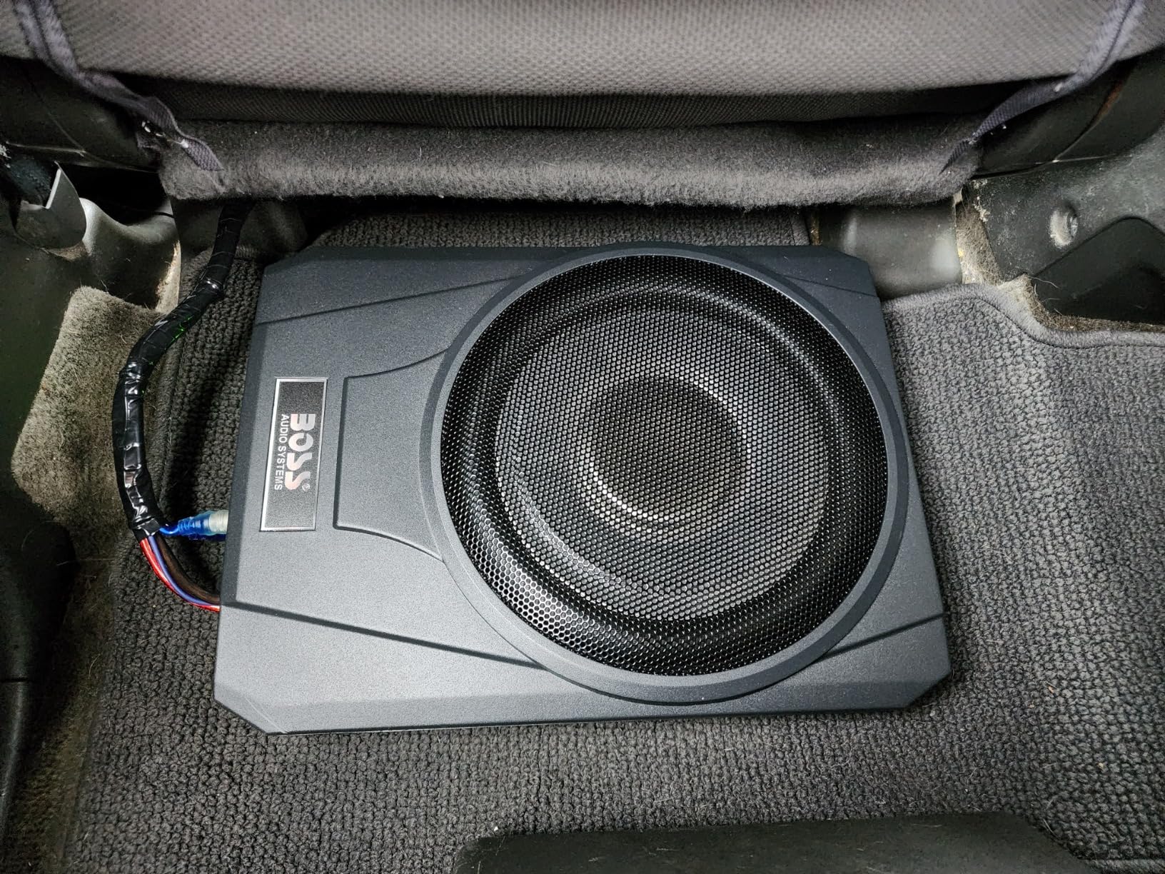 BOSS Audio Systems BASS10 10 Inch Powered Under Seat Car Subwoofer - 1000 Watts Max, Single 4 Ohm Voice Coil, Remote Subwoofer Control, Sold Individually customer photo 1