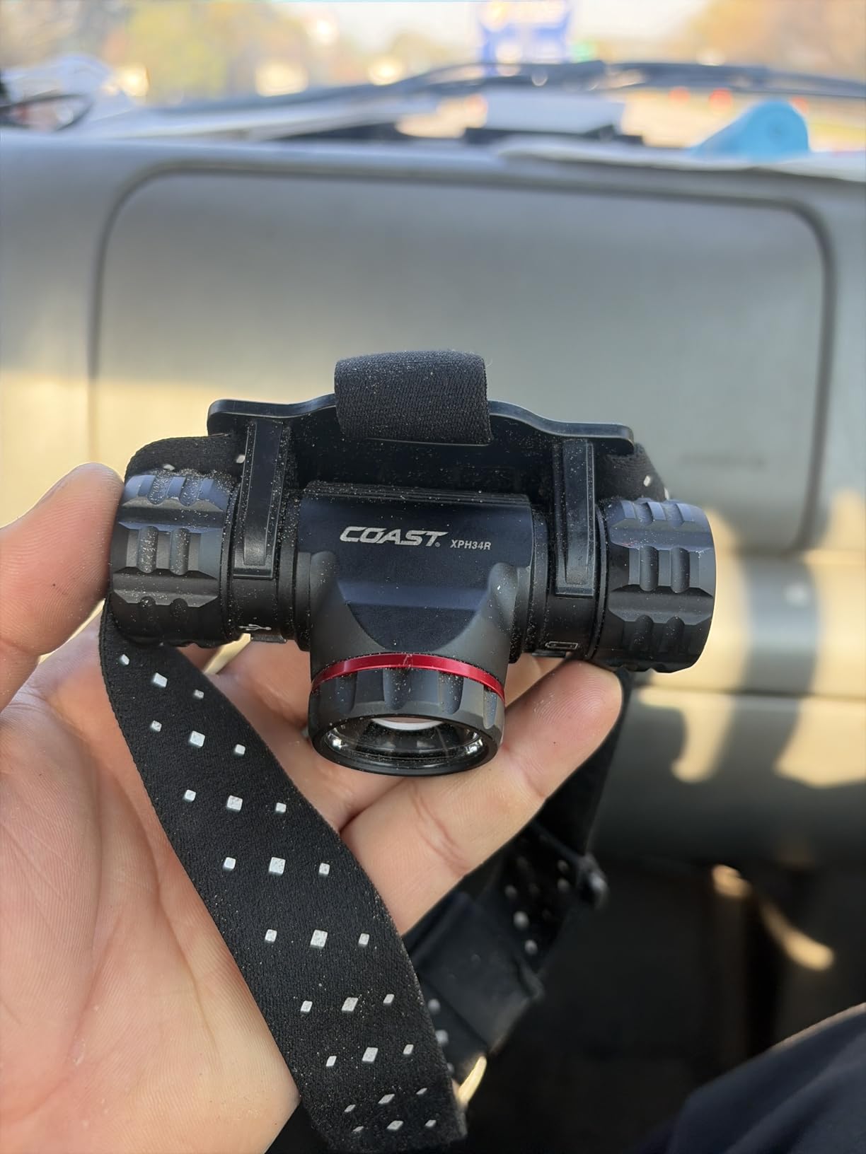 Coast XPH34R 2700 Lumen USB-C Rechargeable Dual Power LED Headlamp with PURE Beam Twist Focus and Magnetic Base customer photo 2