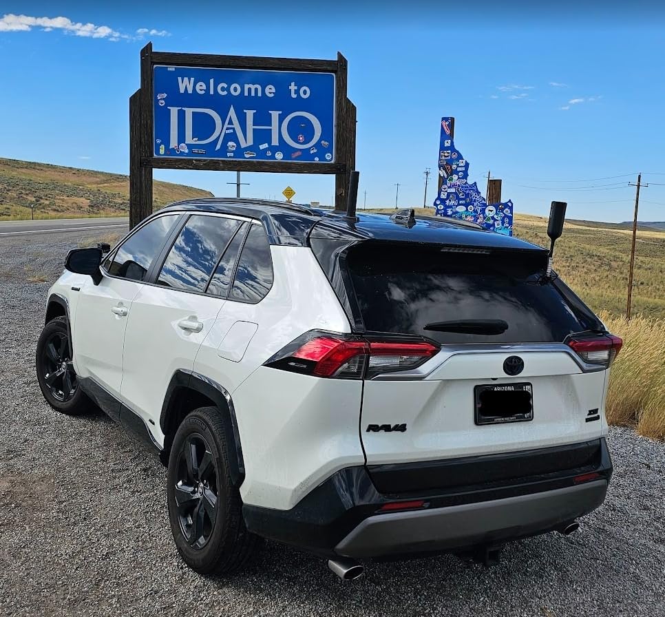 weBoost Drive Reach OTR - Cell Phone Signal Booster for Trucks and SUVs | Boosts 5G & 4G LTE for All U.S. Carriers - Verizon, AT&T, T-Mobile & more | Made in the U.S. | FCC Approved customer photo 1