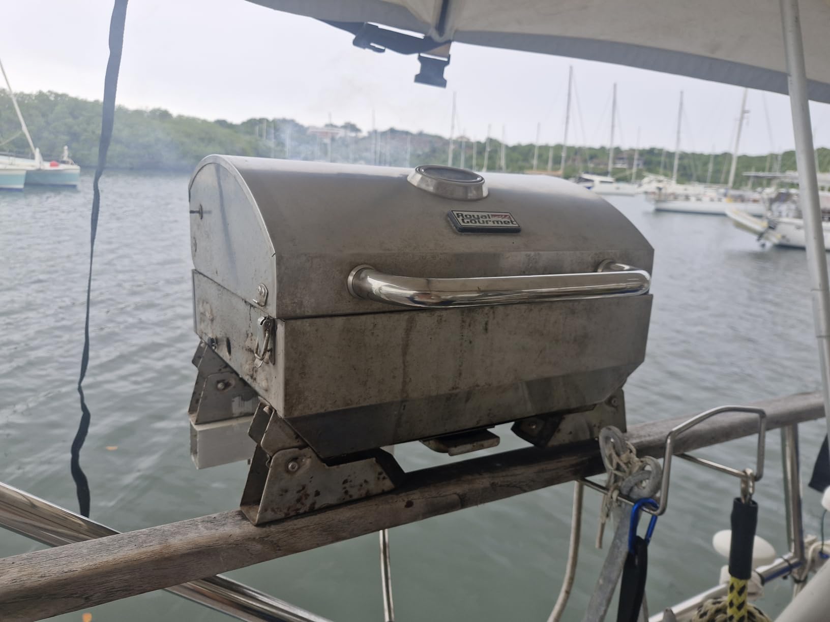 Royal Gourmet GT1001 Stainless Steel Portable Grill, 10000 BTU BBQ Tabletop Gas Grill with Folding Legs and Lockable Lid, Outdoor Camping, Deck and Tailgating, Silver customer photo 1