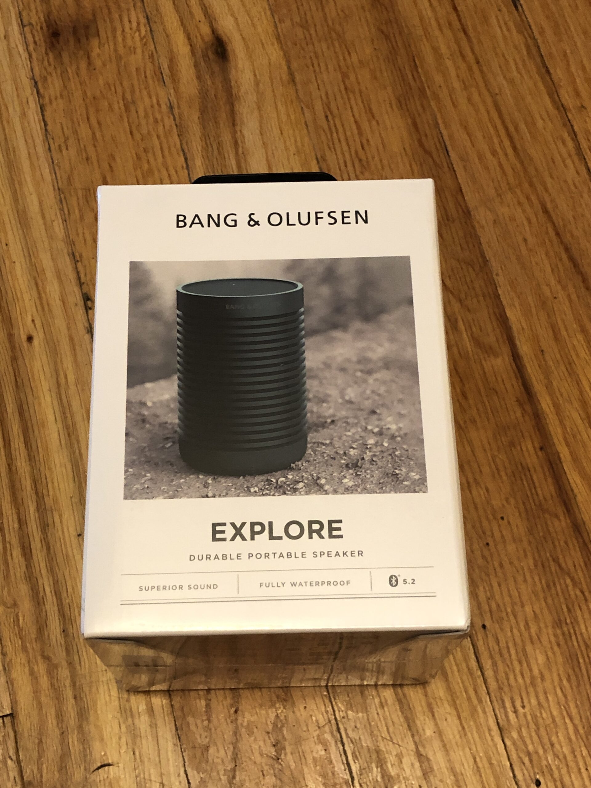 Bang & Olufsen Beosound Explore - Wireless Portable Outdoor Bluetooth Speaker, IP 67 Dustproof and Waterproof, Anthracite customer photo 2
