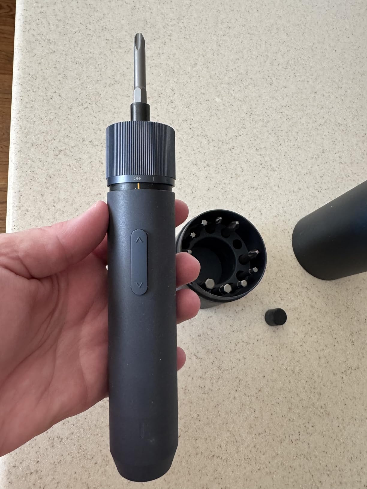 HOTO Electric Screwdriver Rechargeable, 3.6V Cordless Screwdriver Set USB-C, 1/4'' Hex Bits, 3 Torque Settings, 1500mAh Battery, LED Light & 12 S2 Metal Bits customer photo 2