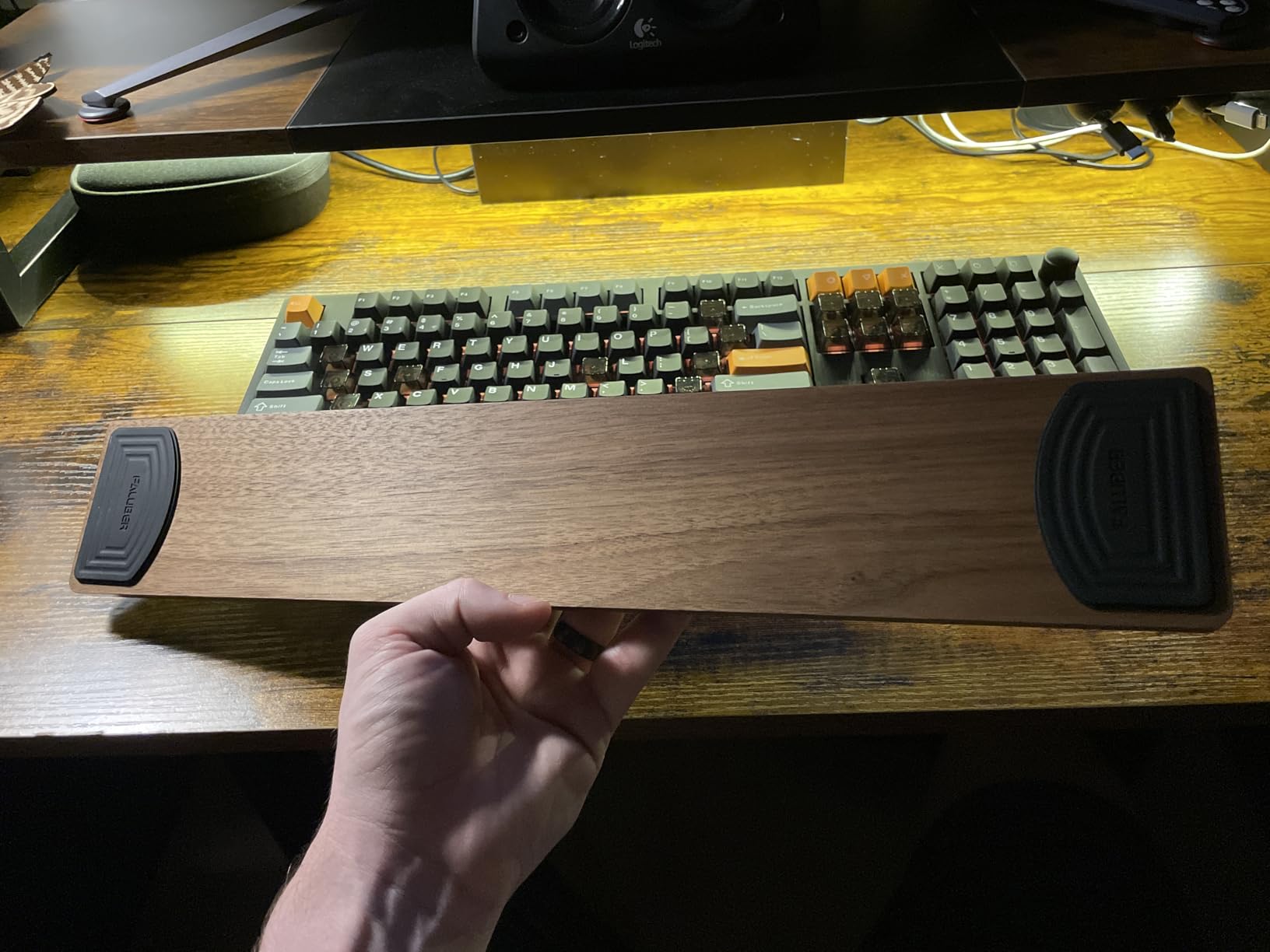Faluber Wooden Wrist Rest, 17.3-inch Length and 20mm Thickness for Full-Sized Keyboard, Walnut Wood Palm Rest customer photo 1
