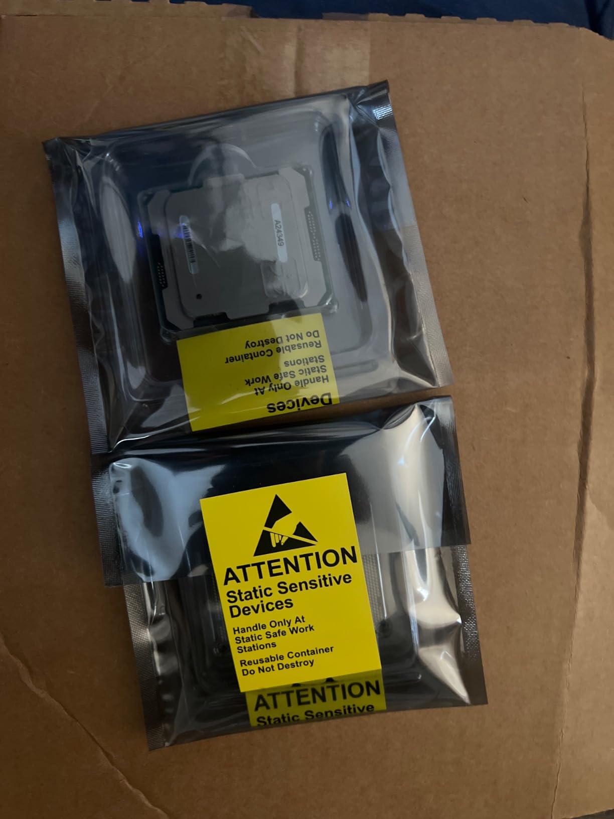 Dell PowerEdge R730xd Server 24B SFF 2U, 2X Intel Xeon E5-2690 v4 2.6Ghz (28-cores Total), 128GB DDR4 RAM, 4X 1.2TB 10K SAS 2.5