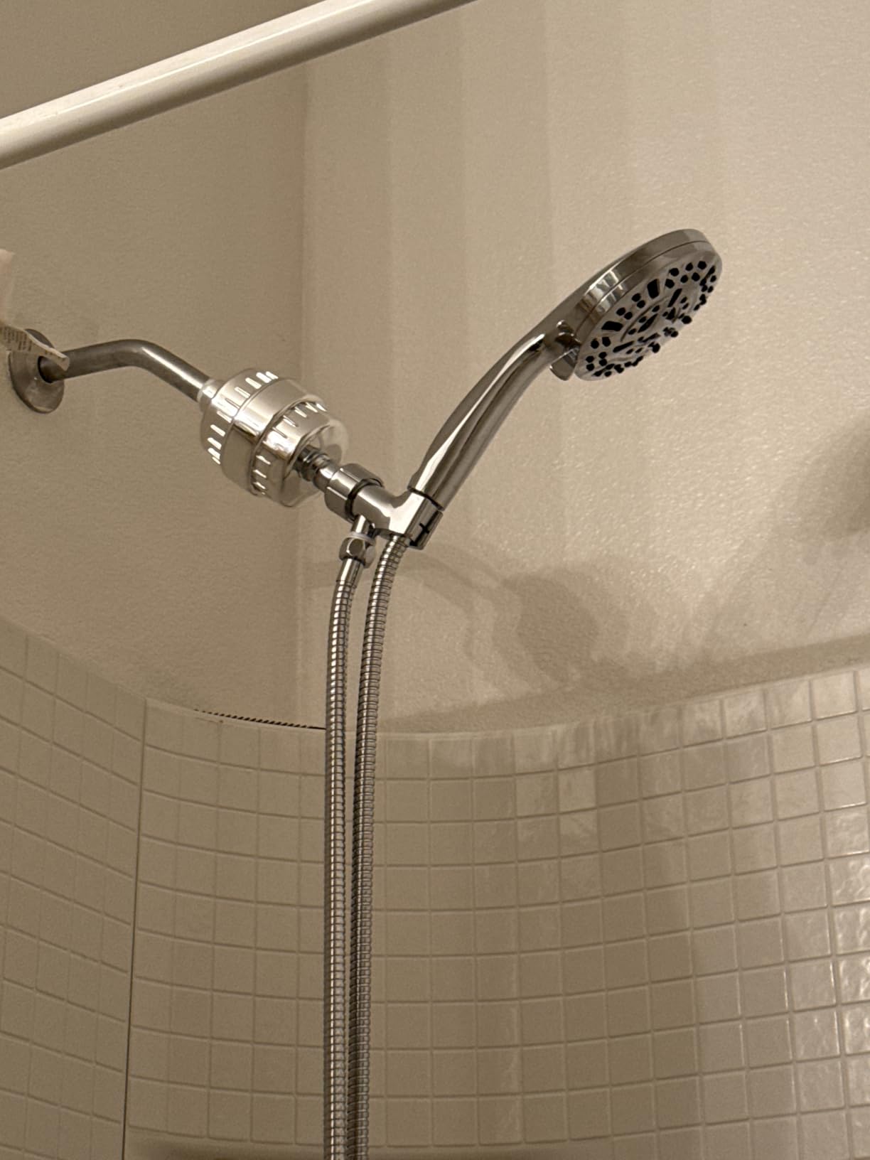 AquaHomeGroup Shower Head Filter - 20-Stage + 5 Replacement Cartridges - Reduces Chlorine, Fluoride, and Other Chemicals - Vitamin C, E & A Shower Filter for Glowing Skin & Hair customer photo 1