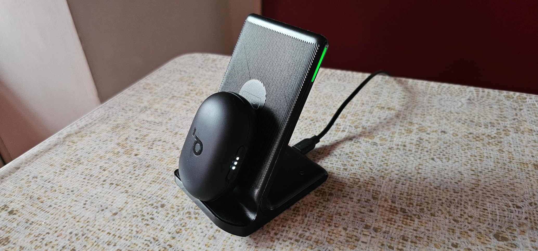 INIU Wireless Charger, [2-Pack] 15W Fast Wireless Charging Stand with Sleep-Friendly Adaptive Light Compatible with iPhone 17 16 15 14 13 12 Pro Max Plus Samsung Galaxy S22 S21 Note 20 etc customer photo 2