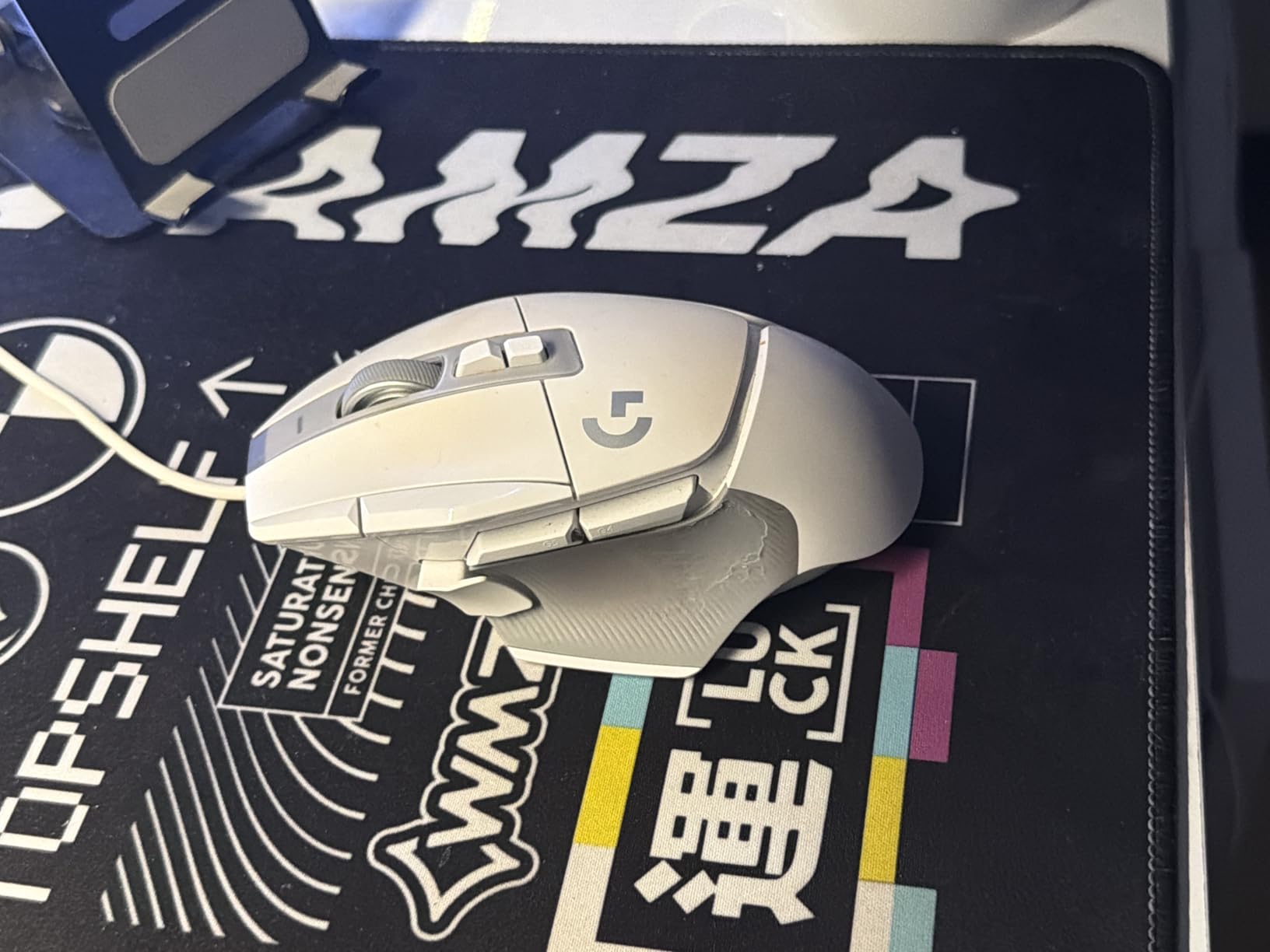 Logitech G502 X Wired Gaming Mouse - LIGHTFORCE Hybrid Optical-Mechanical Primary switches, Hero 25K Gaming Sensor, Compatible with PC - macOS/Windows - White customer photo 1