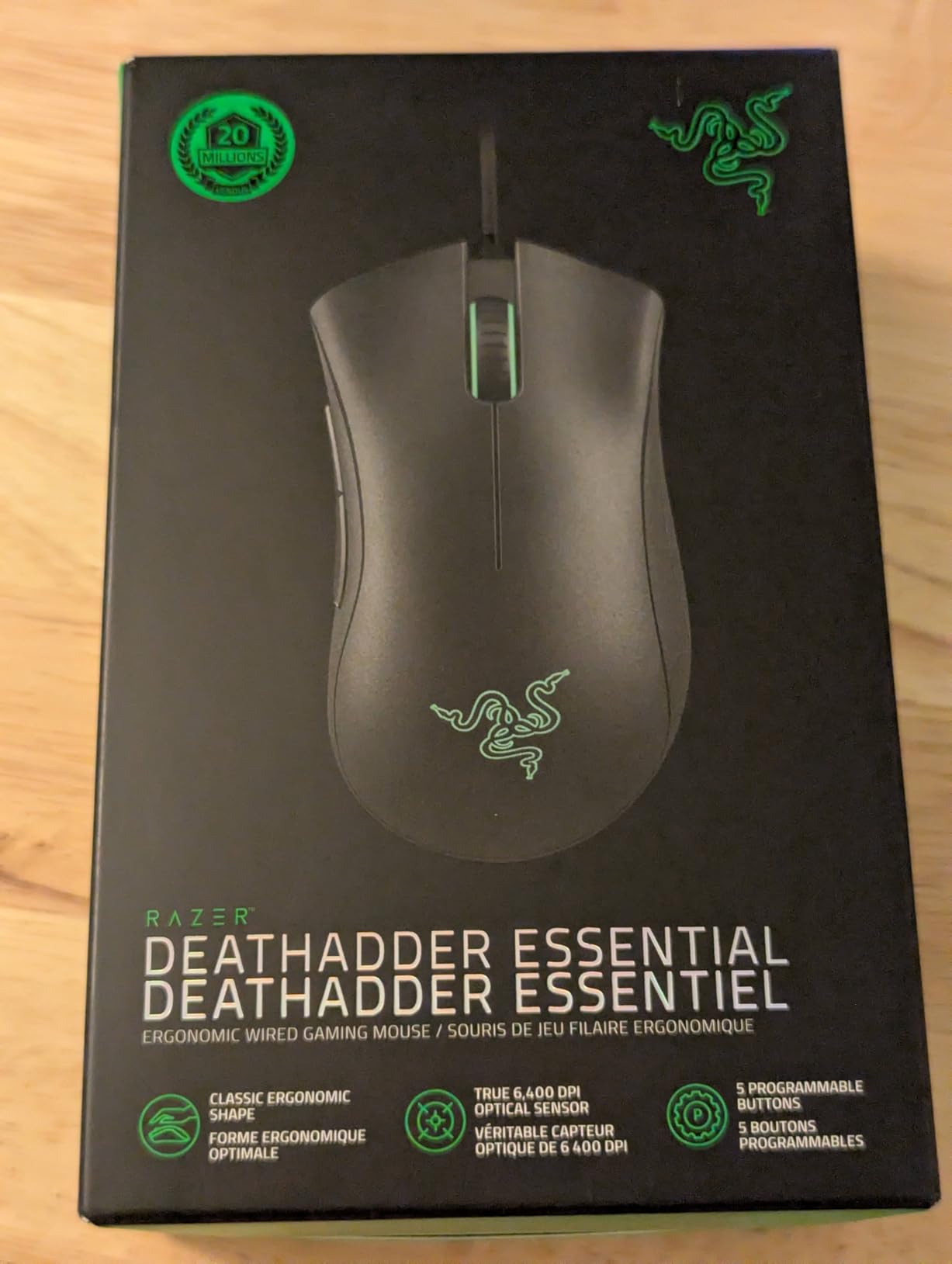 Razer DeathAdder Essential Gaming Mouse: 6400 DPI Optical Sensor - 5 Programmable Buttons - Mechanical Switches - Rubber Side Grips - Mercury White customer photo 1