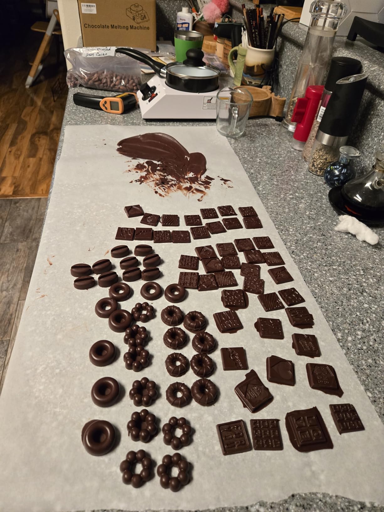 Dyna-Living Chocolate Melting Pot Dual Chocolate Tempering Machine for Melting Chocolate, 80W Electric Chocolate Melter Pot for Home customer photo 1