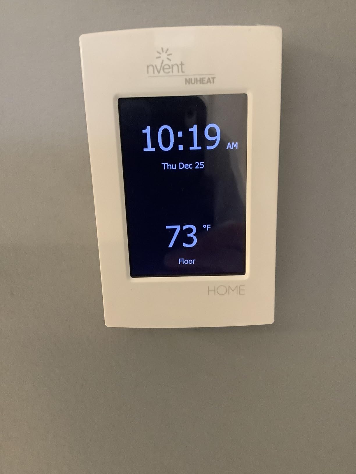 nVent Nuheat Home Programmable Touchscreen Thermostat for Radiant Heated Floors customer photo 1