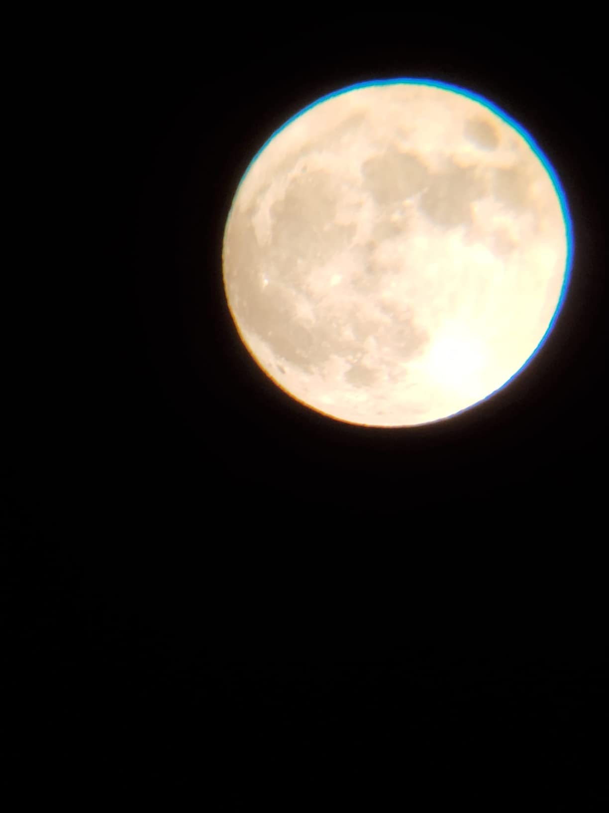 Telescope 70mm Aperture 500mm - for Kids & Adults Astronomical Refracting Telescopes AZ Mount Fully Multi-Coated Optics, with Diagonal Mirror Phone Adapter, Carrying Bag, Wireless Remote Black customer photo 2