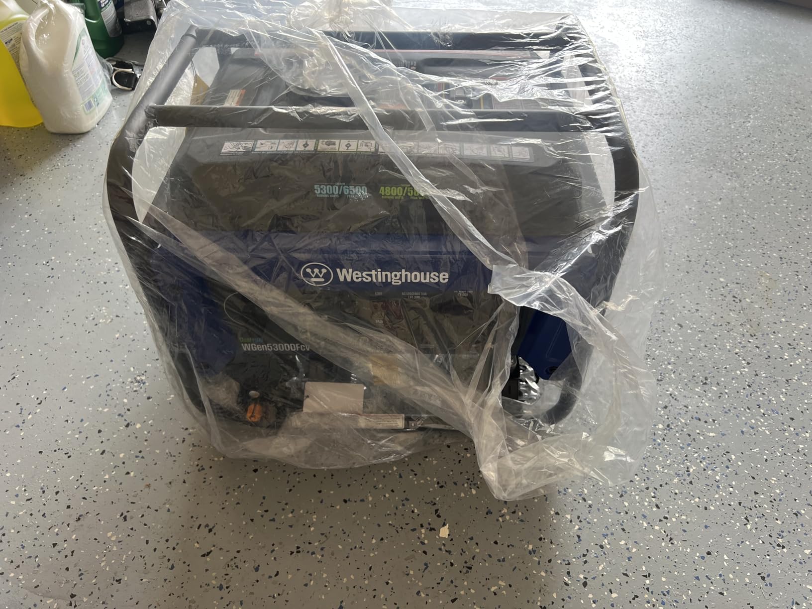 Westinghouse 6500 Watt Dual Fuel Home Backup Portable Generator, Transfer Switch Ready 30A Outlet, RV Ready 30A Outlet, CO Sensor customer photo 1