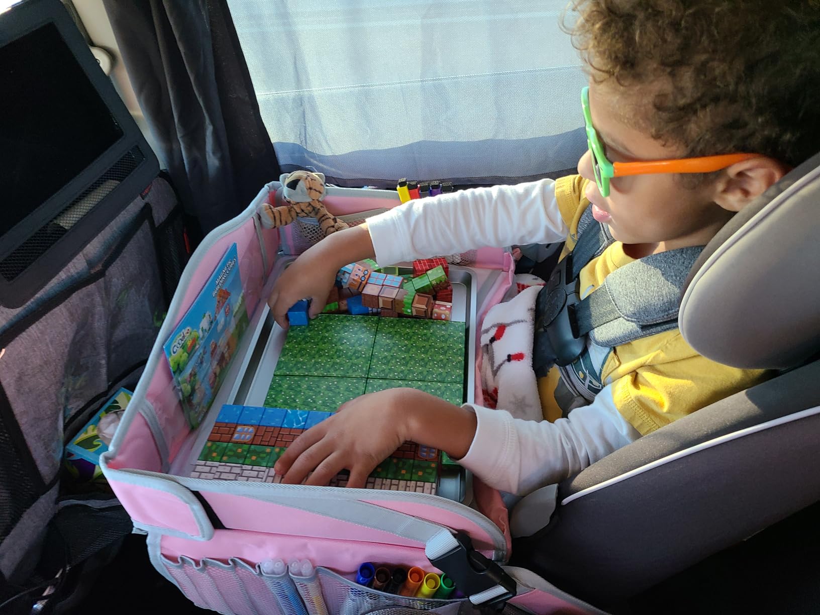 PILLANI Kids Travel Tray for Car - Car Seat Tray with Activity Sheets & Pens, Road Trip Essentials for Car & Airplane, Must Have Toddler Travel Lap Desk Accessories - Road Trip Activities for Kids customer photo 1