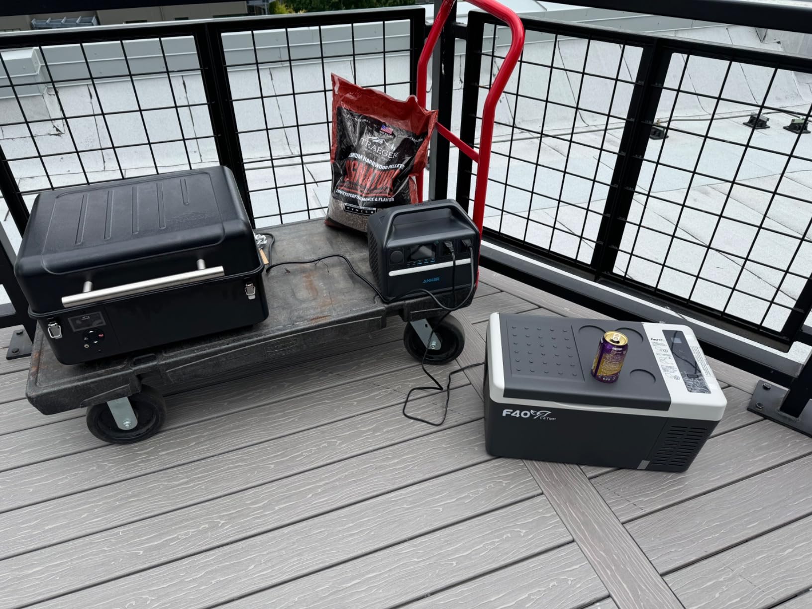 Anker 535 Portable Power Station with Carrying Case Bag, 512Wh Solar Generator (Solar Panel Optional),500W 9-Port Powerhouse, 4 AC Outlets, 60W USB-C PD Output, LED Light for Outdoor Camping, RV customer photo 2