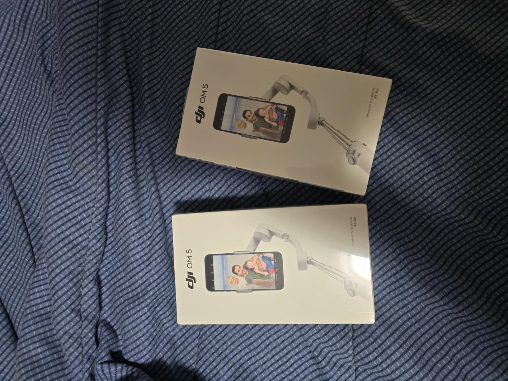 DJI OM 5 Smartphone Gimbal Stabilizer, 3-Axis Phone Gimbal, Built-In Extension Rod, Portable and Foldable, Android and iPhone Gimbal with ShotGuides, Vlogging Stabilizer, YouTube TikTok Video, Gray customer photo 2