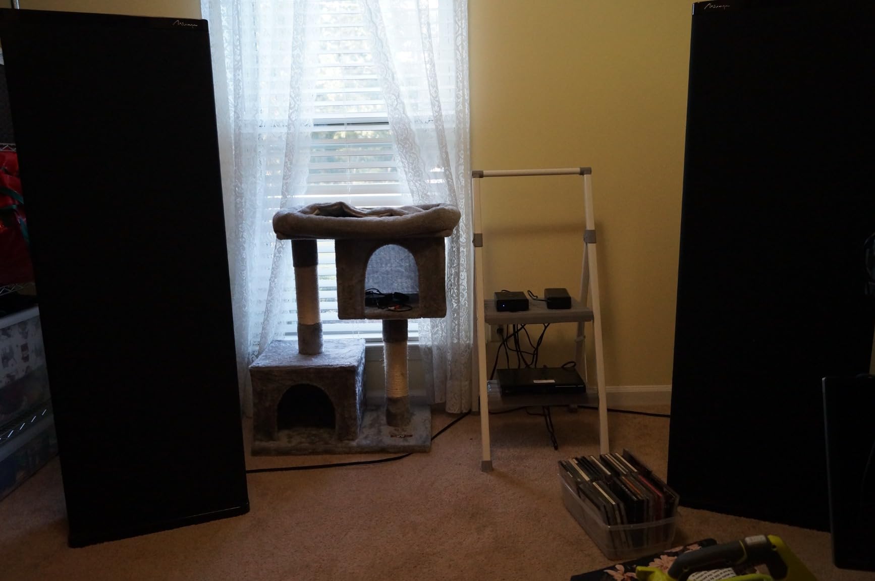 CNCESS CESS-106-6f Bi-Wire Banana Plug Splitter Speaker Cable, 2 Banana Plugs to 4 Banana Plugs, 12 Gauge, 2-Channel (6 Feet) customer photo 2