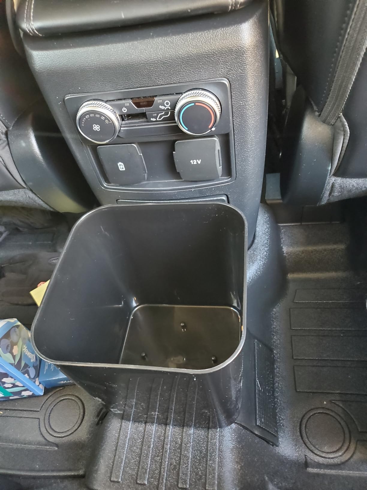 Car Trash Can for Vehicles Leakproof Compact Garbage Bin w/Stability Flap, Anti-Slip Base, Portable Trash Holder for Cars, Trucks, SUVs, Minivans (Black, Large) customer photo 1