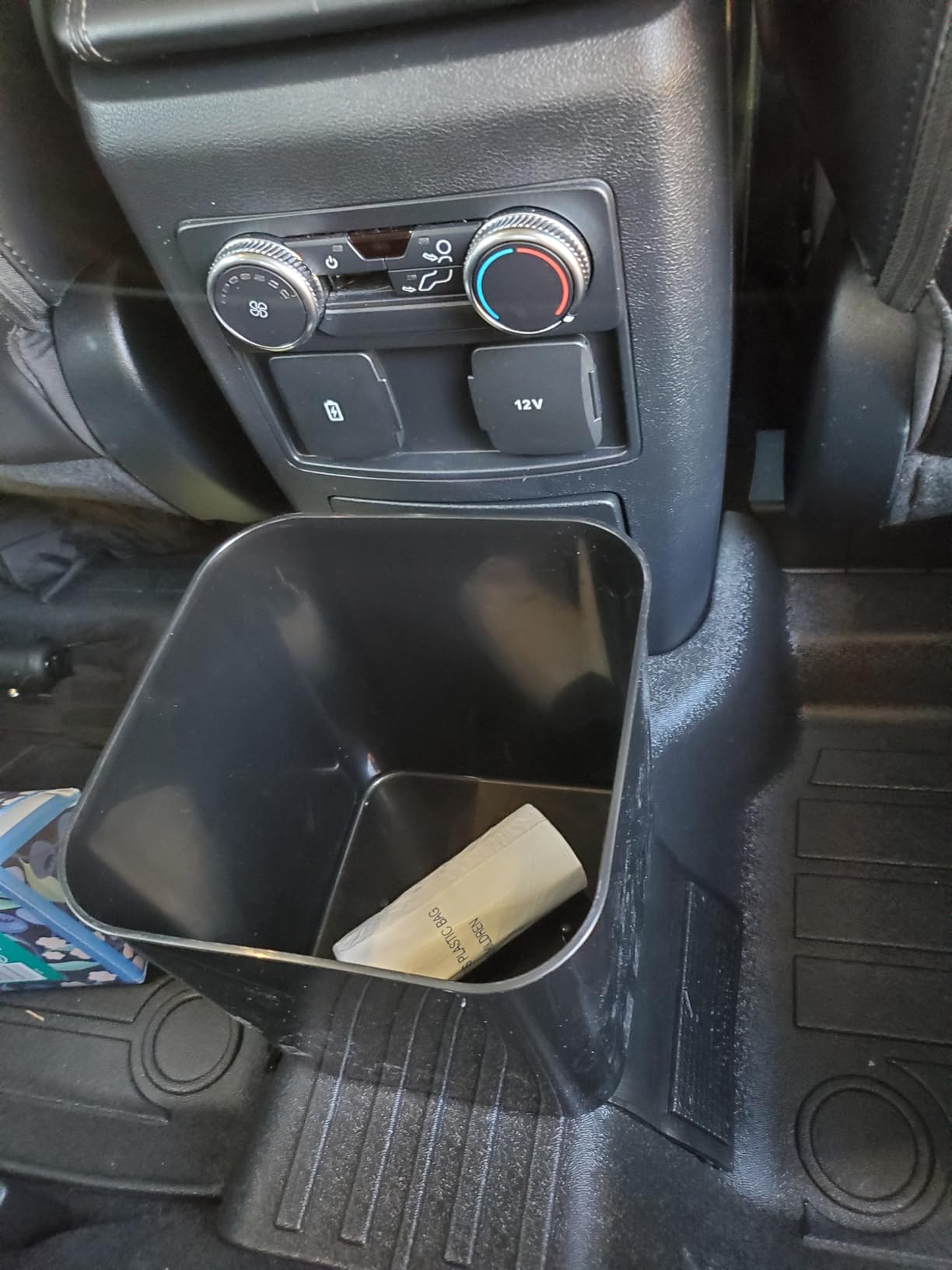 Car Trash Can for Vehicles Leakproof Compact Garbage Bin w/Stability Flap, Anti-Slip Base, Portable Trash Holder for Cars, Trucks, SUVs, Minivans (Black, Large) customer photo 2