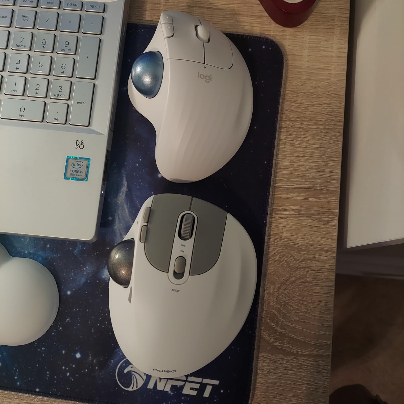 Logitech Ergo M575 Wireless Trackball for Business - Easy Thumb Control, Ergonomic Design, Secured Logi Bolt, Bluetooth, Globally Certified, Windows/Mac/Chrome/Linux - Graphite customer photo 2