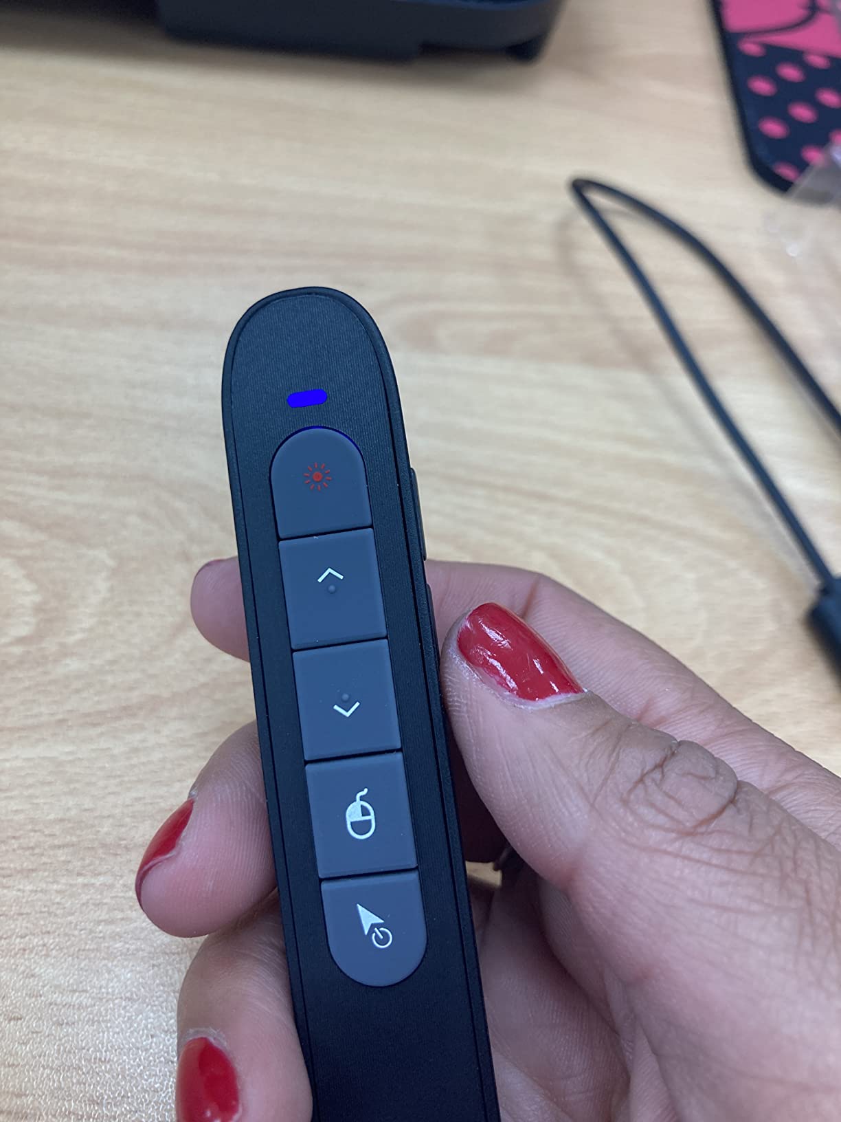 DINOSTRIKE Wireless Presenter Remote with Air Mouse Control, Rechargeable USB A&C Presentation Clicker PPT Pointer RF 2.4GhZ PowerPoint Clicker Slide Advancer for Computer Laptop Mac customer photo 1