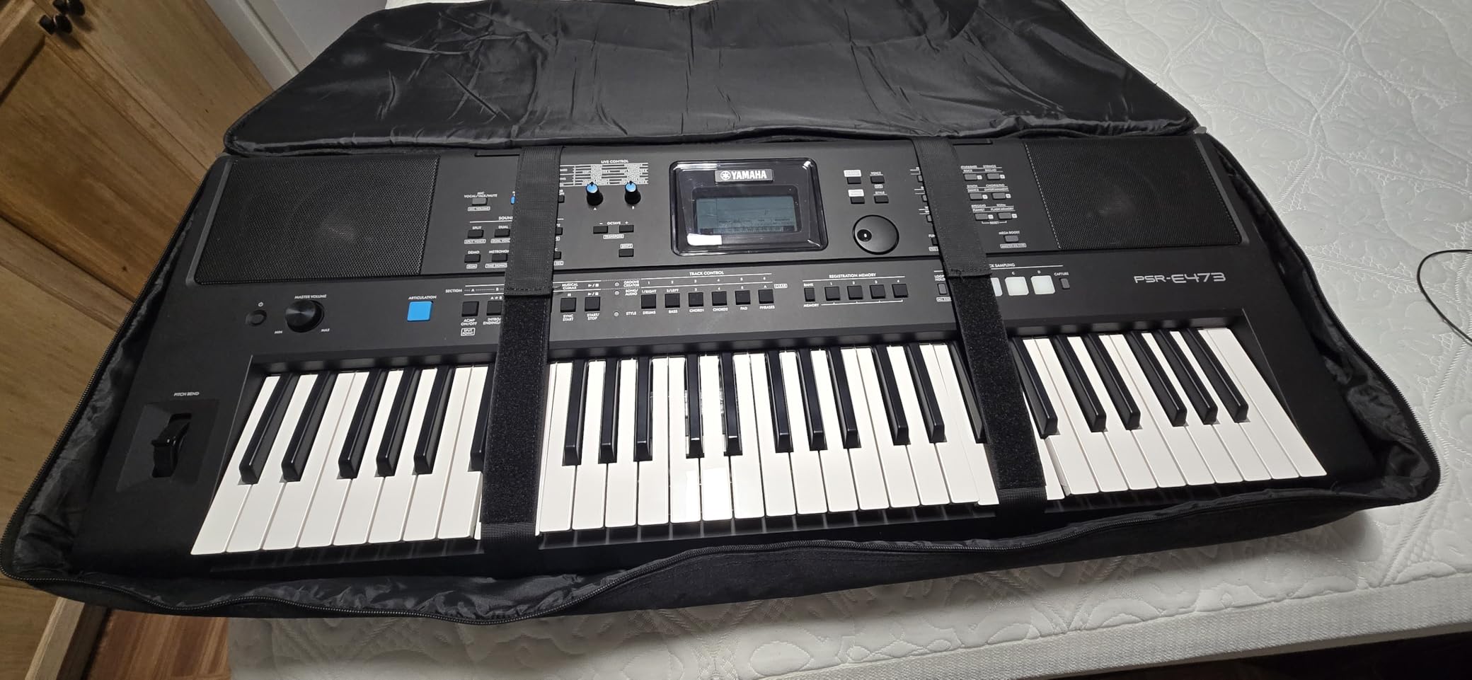 SNIGJAT 61 Key Keyboard Case, Soft Piano Bag with 0.32 inch Cotton, 61 Key Keyboard Bag with Handle & Shoulder Straps, Piano Keyboard Case with 3 Pockets for Accessories (Size: 39.5