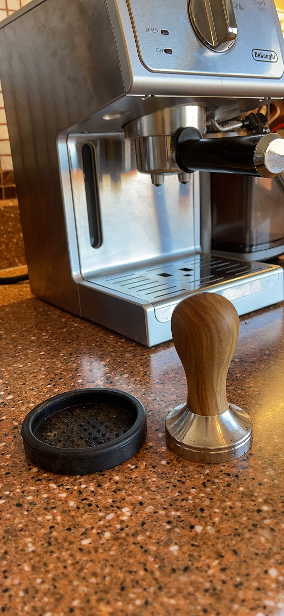 58mm Coffee Tamper Espresso Press with Tamper Mat - 304 Stainless Steel Base with Wooden Handle customer photo 1